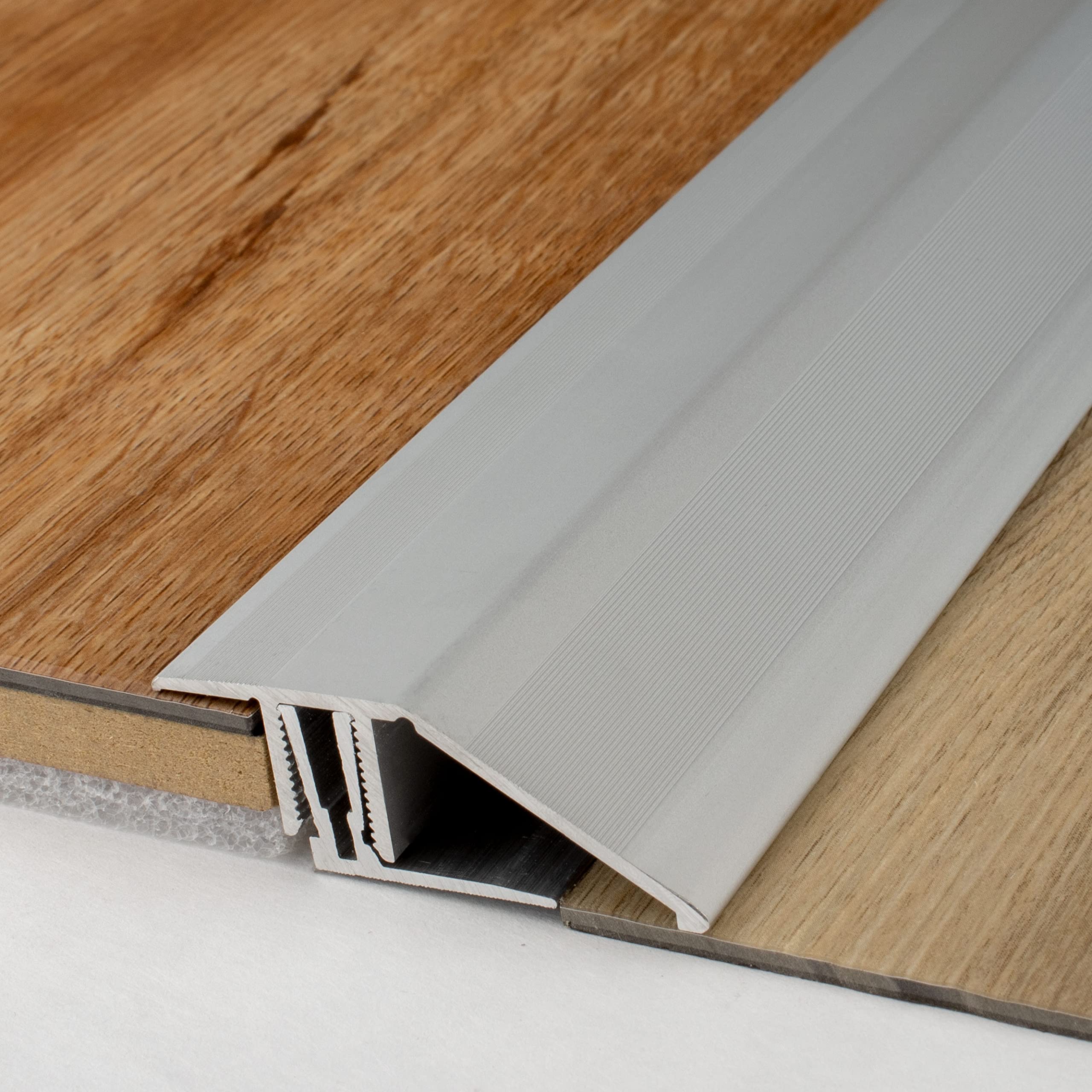 PROVISTON | Profilé de rattrapage| Alu | 50,5 x 15-24 x 1000 mm | Argent | Hauteur de rattrapage 15-24 mm | À visser | À clipser | Barre de seuil de rattrapage | 1 pièce
