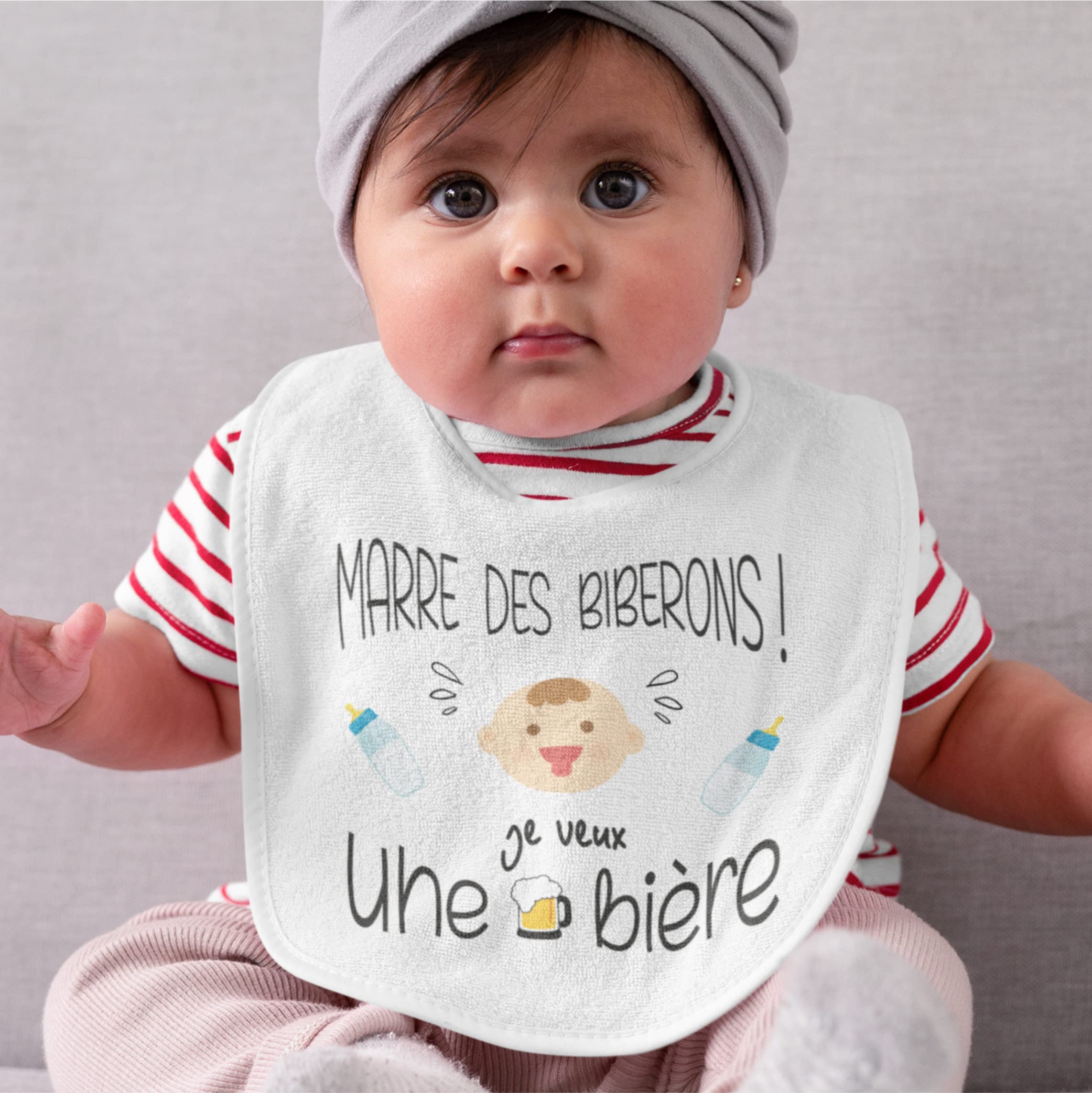 Générique Grand Bavoir Bébé Avec POCHETTE CADEAU : Marre des Biberons, je veux une bière. Marre du Lait Cadeau Original Humour, Blanc, Taille Unique