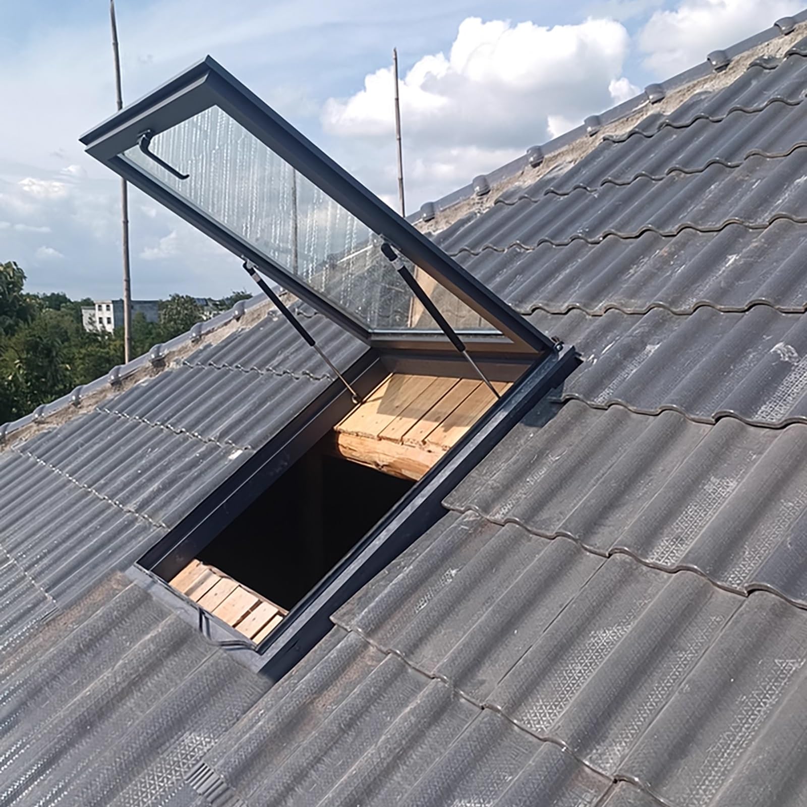 Okno dachowe do szopy, klapa dachowa z oknem dachowym, aluminiowa osłona okna dachowego, dwuwarstwowe szkło hartowane (dł. x szer. x wys.)