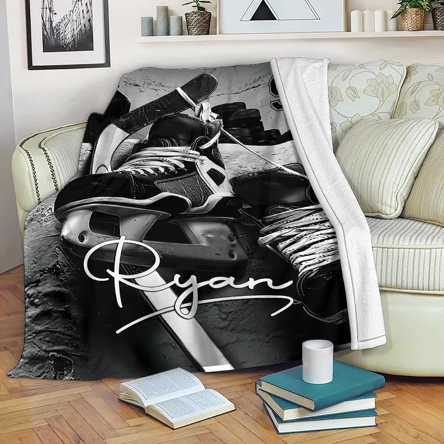 Personalized Hockey Blanket with Name & Number, Custom Hockey Throw Blanket, Hockey Gifts for Boy Men Soft and Comfortable Blanket, Hockey Lovers Gifts