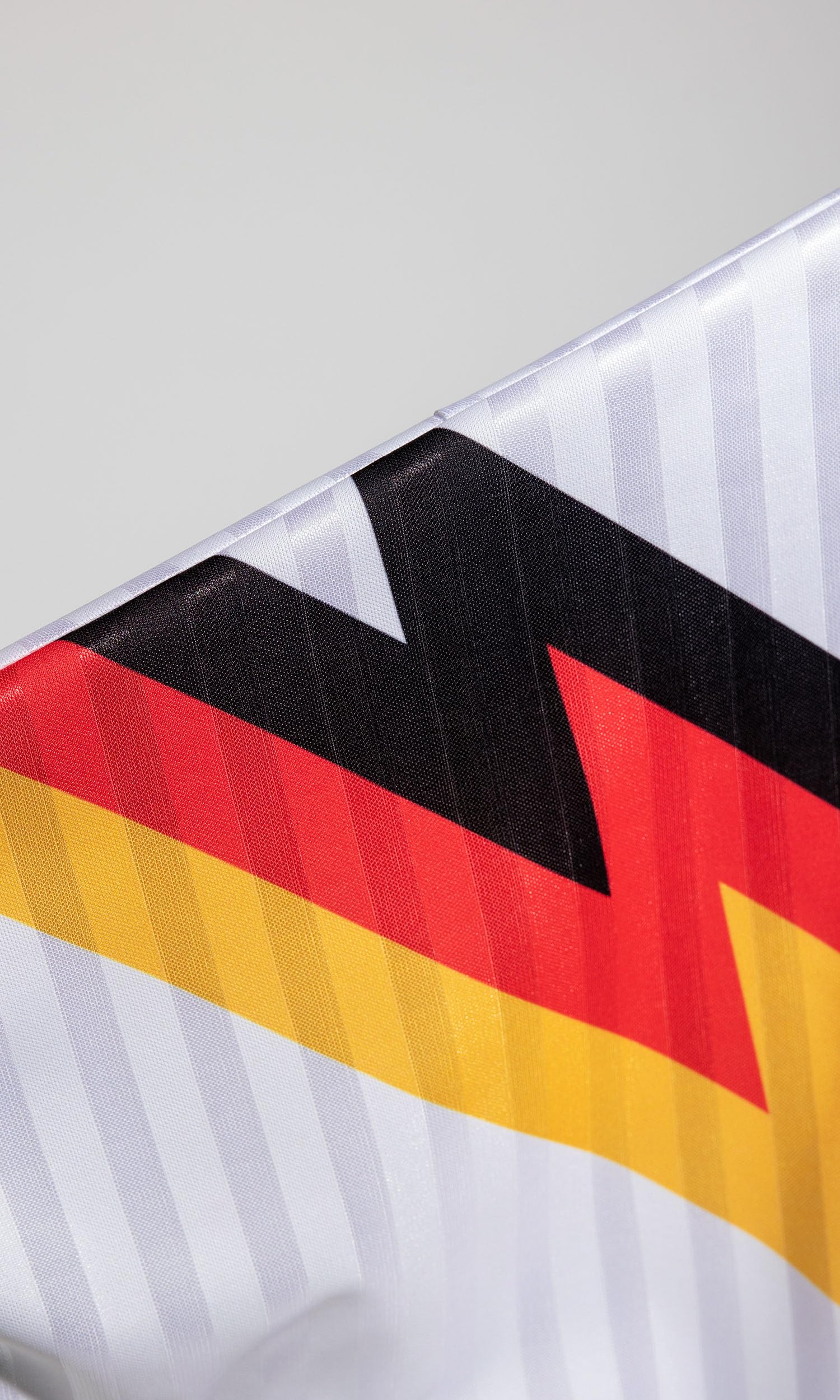 PGWEAR Fußball Trikot – Herren Trikot im Deutschland-Stil mit Rückennummer 12 – Limitierte Edition – Made in Europe
