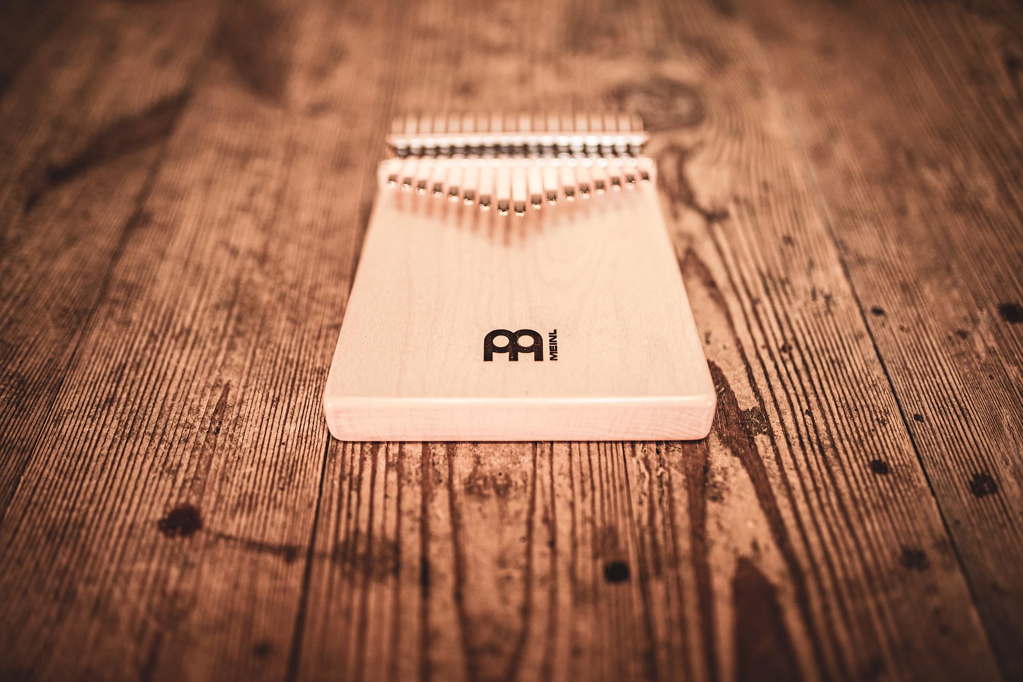 Sonic Energy Solid Body Kalimba – 17 notes, do majeur – Pour la méditation, le yoga, la percussion – Bois d'érable – Accessoires inclus (1B-KL1704S)