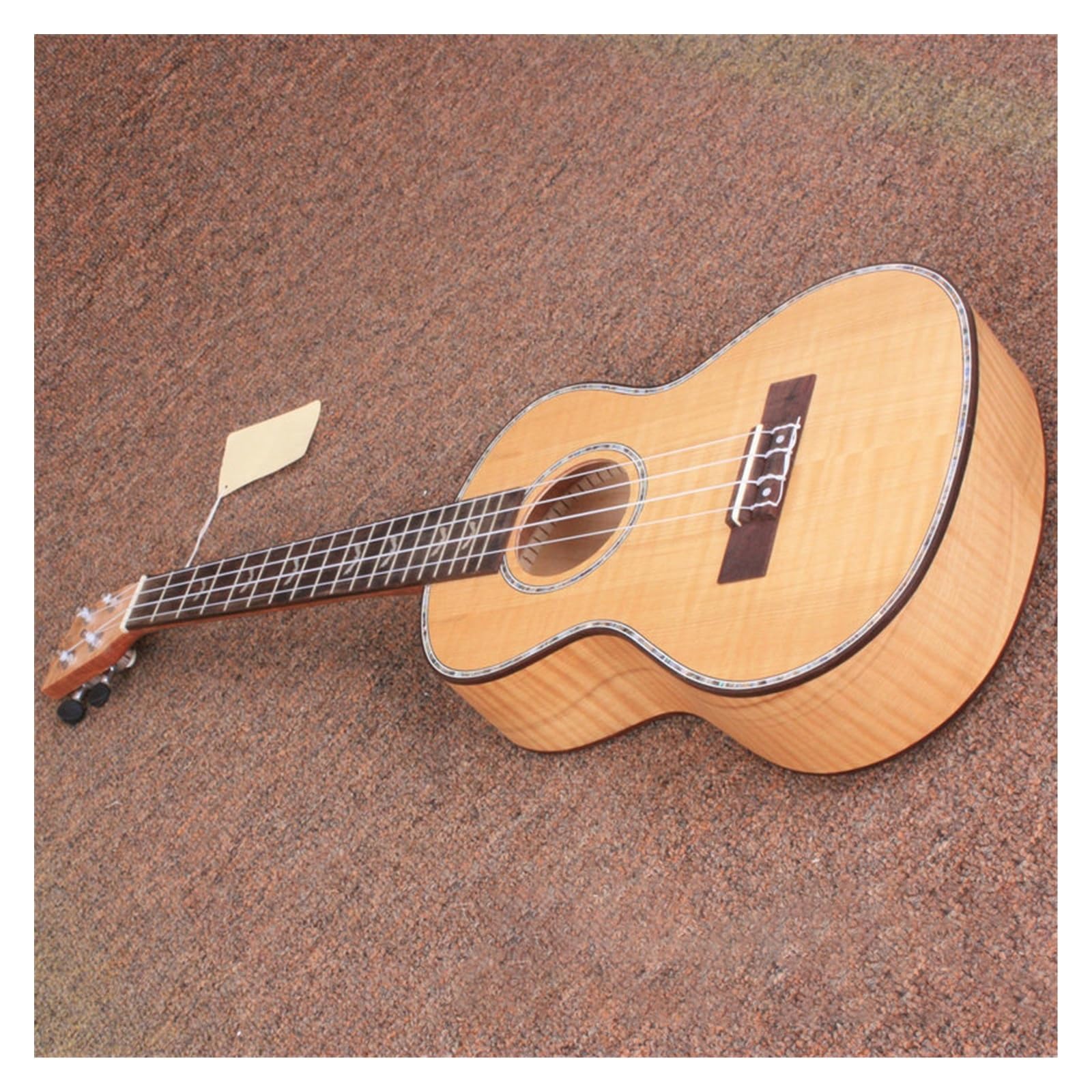 27-calowy Drewniany Ukulele Z Korpusem Klonowym, Czterostrunowy Mały Instrument Gitarowy Dla Miłośników Muzyki Ukulele dla Początkujących