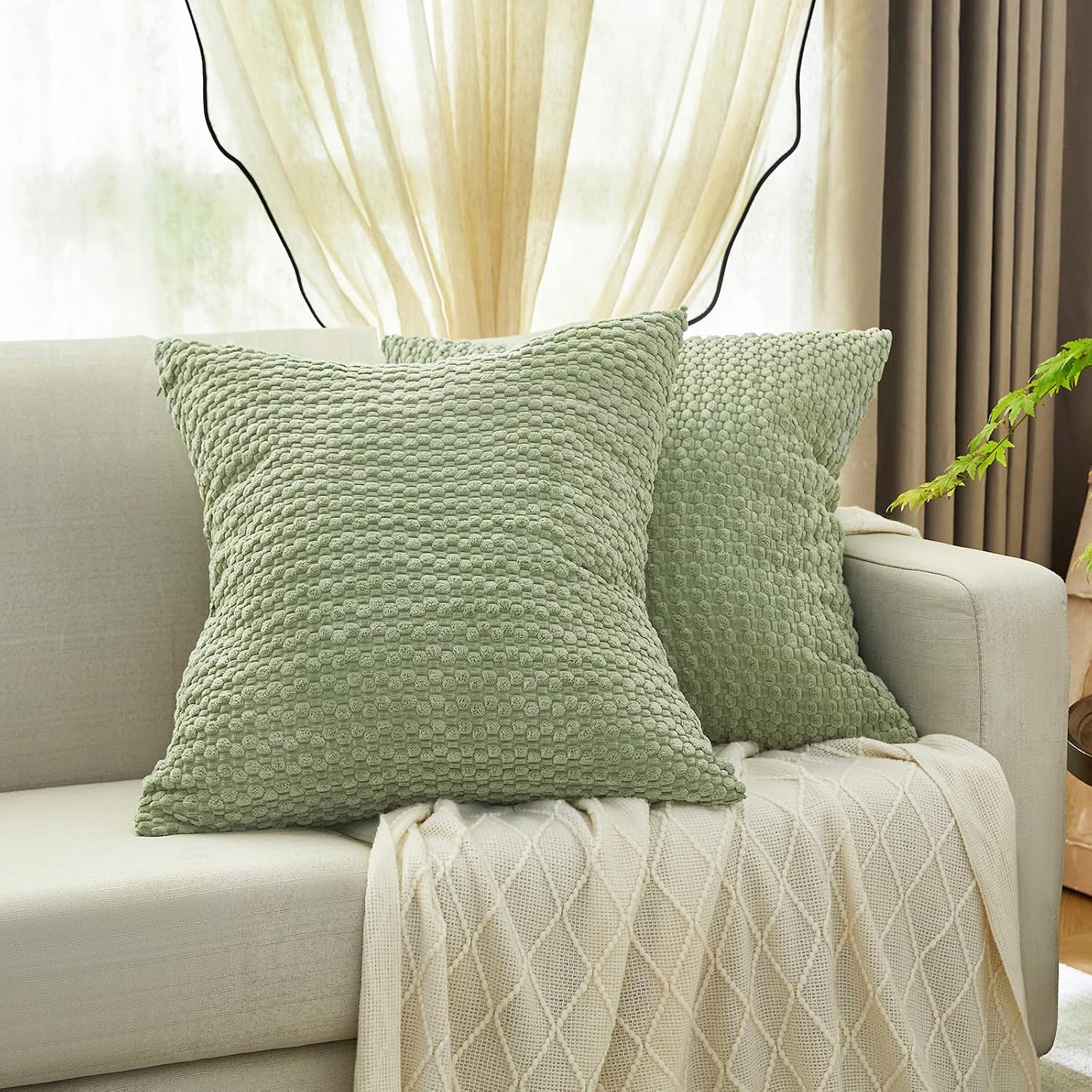 Throw Pillow Covers 18x18，Pack of 2 Corduroy Decorative Throw Pillow Covers, Bohemian Style Home Decor for Sofa,Living Room,Couch Bed Decorative Throw Pillow Cover（Beige） image 5