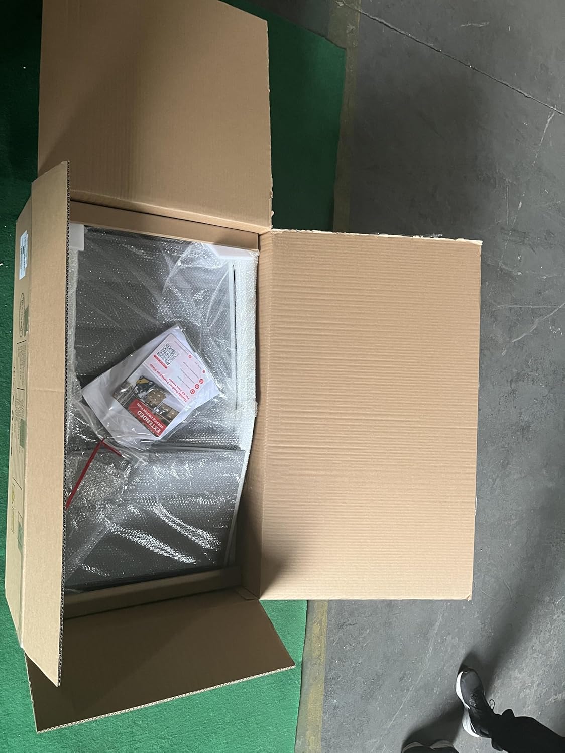 Stackable Patio Chairs Set of 2, Outdoor Aluminum Dining Chairs with Armrest 300 Lbs Weight Capacity, Outdoor Patio Furniture Wider Seat for Balcony, Garden, Backyard, Dark Grey