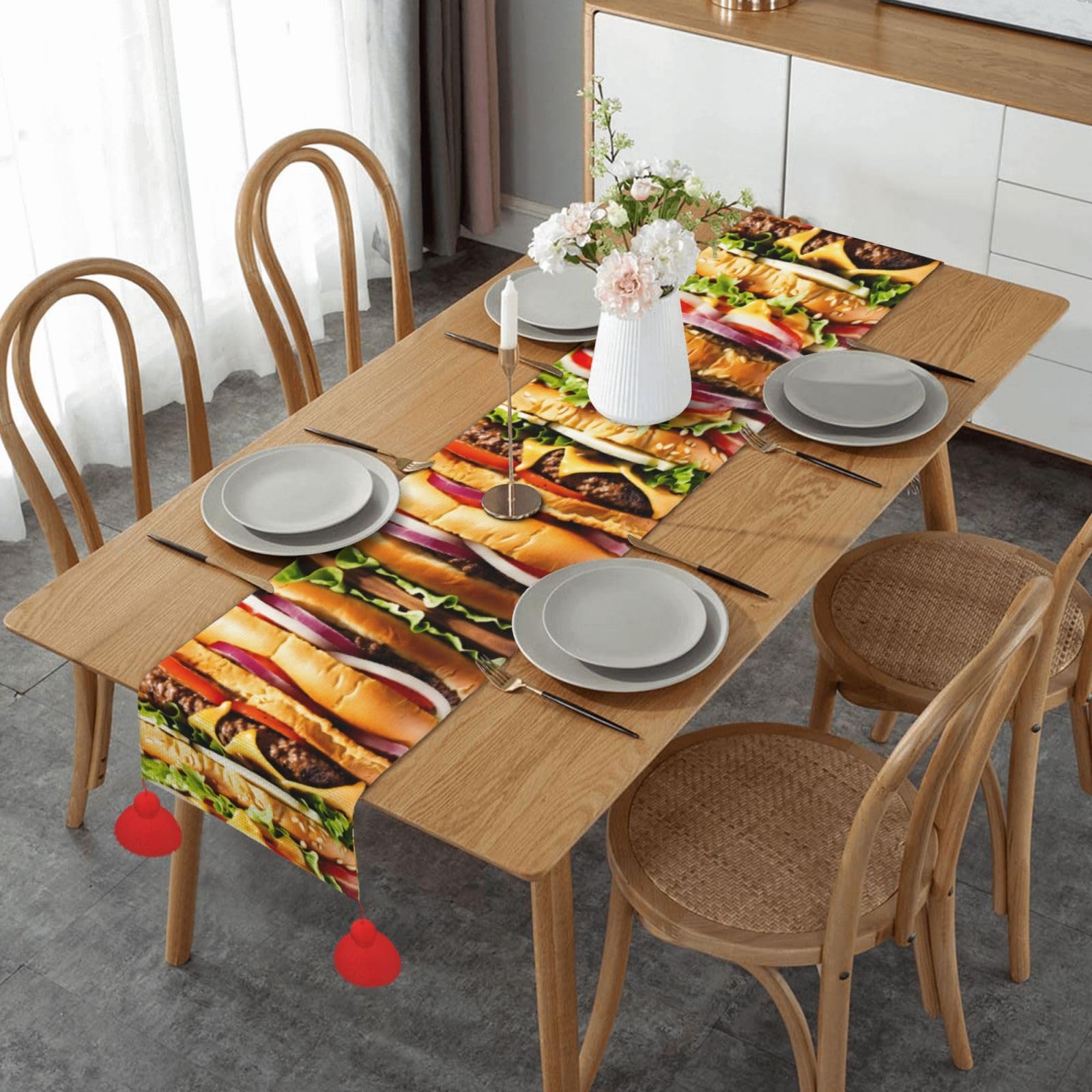 Chemin de table imprimé : ravivez une table de salle à manger usée facilement