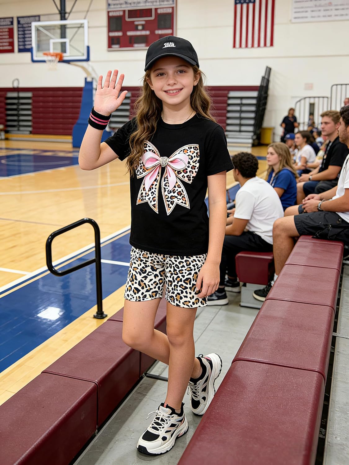 Summer Girls' Two-Piece Set for Ages 7-14, Bow Graphic T-Shirt and Leopard Short Fashion Casual Clothing - Image 5
