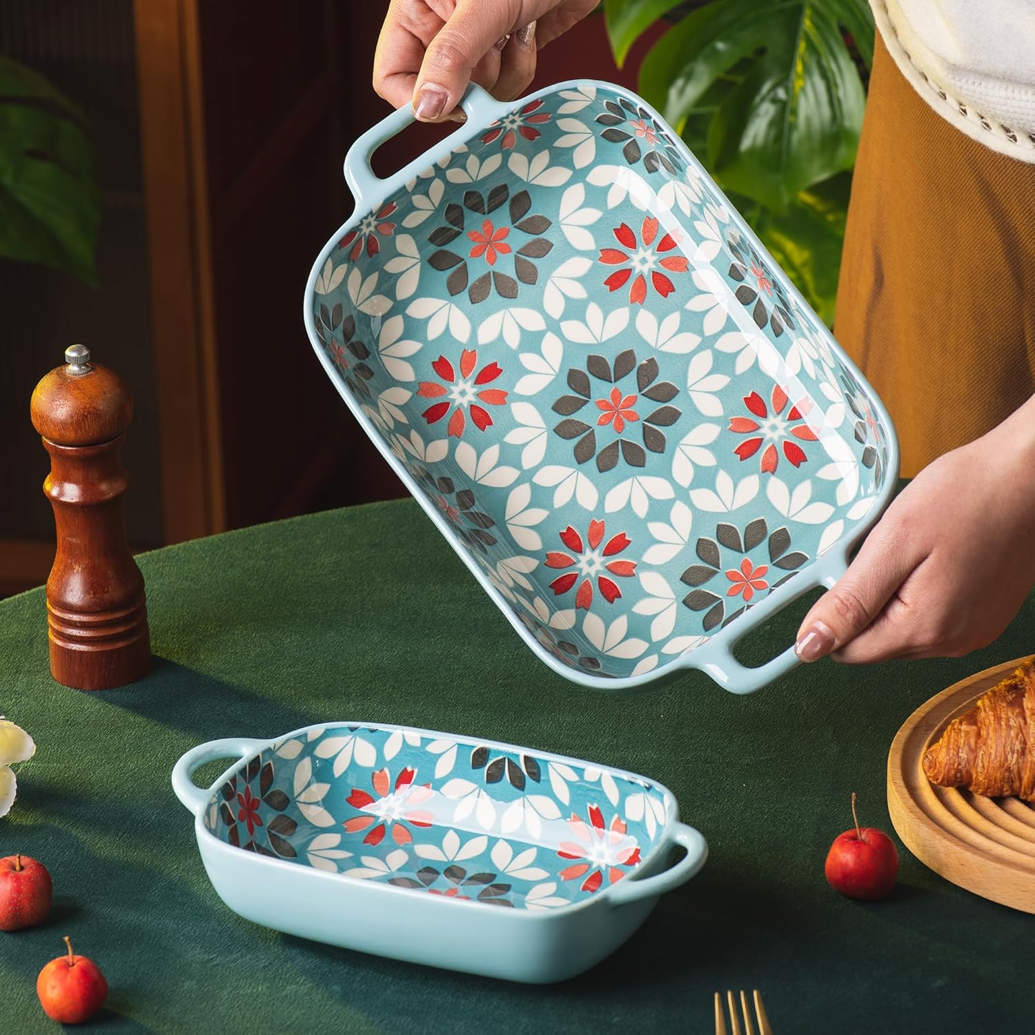 ONCCI Ceramic Baking Dish Set, 2-Piece Hand-painted Porcelain Rectangular Bakware set with Handles,Large 10.55 * 7.4 inch and 7.87 * 5.4" Small Casserole Dish for Oven/Cooking/Kitchen(Misty Blue)