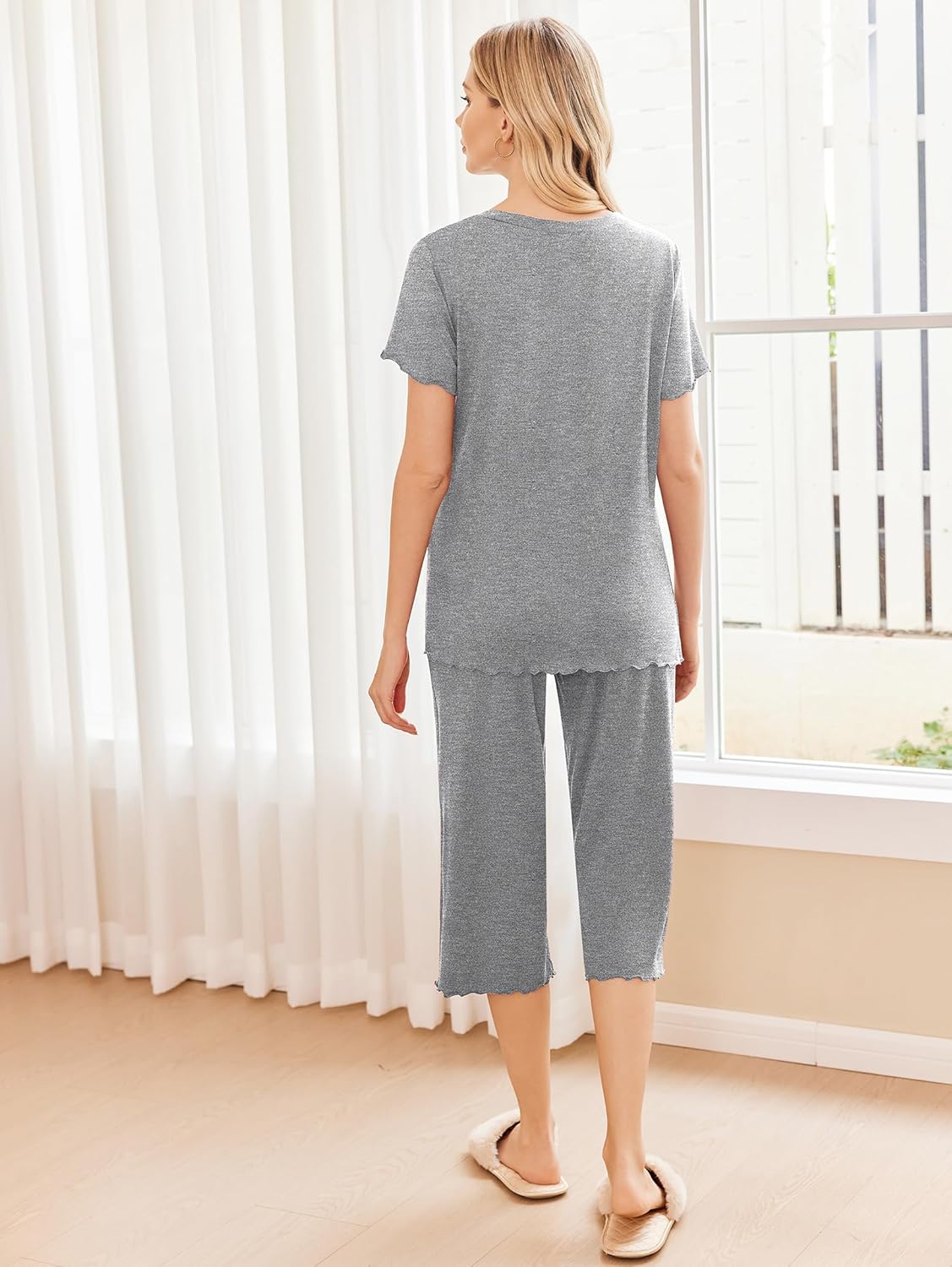 Ekouaer Women's Pajamas Set Short Sleeve Top With Capri Pants Pjs 2 PIece Lounge & Sleepwear Set S-XXL - Image 2