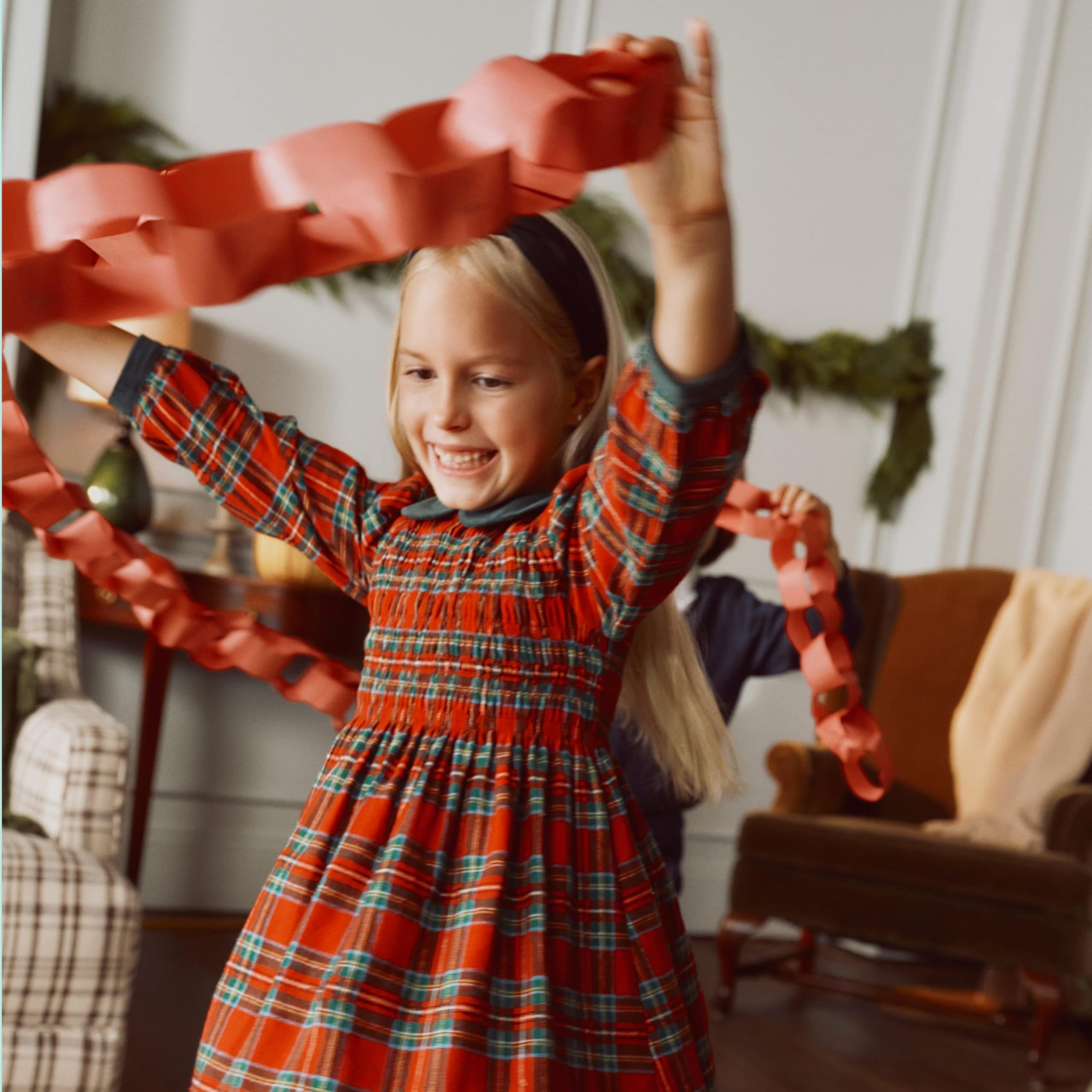 Amazon Essentials x Sofia Grainge Abito in Flanella a Maniche Lunghe Bimba e Bambina