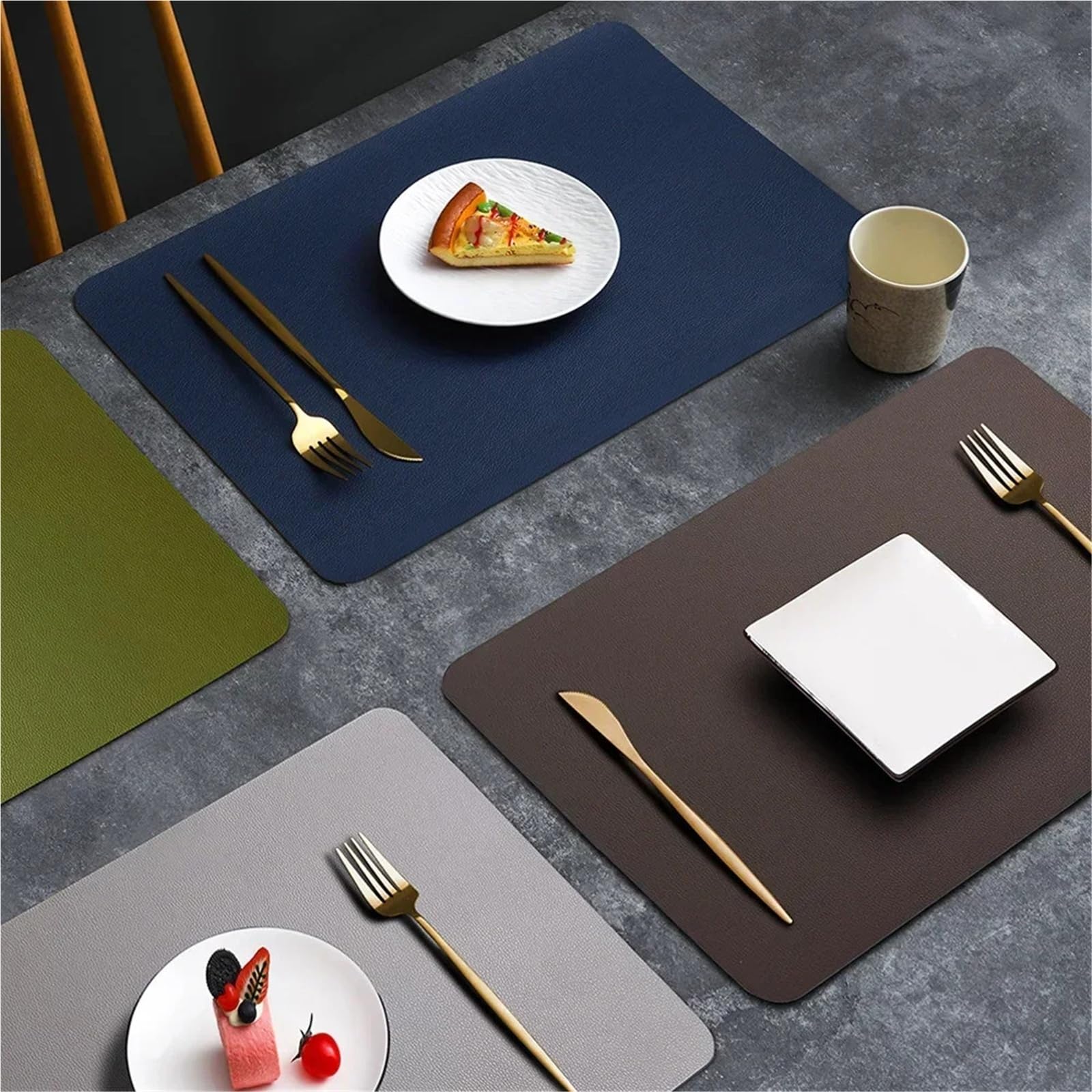 Faux Leather Placemats Sets de Table Double Face en Similicuir, Tapis à Manger, résistants la Chaleur et imperméables, 1/4/10 pièces(Brown White,10 Pcs)