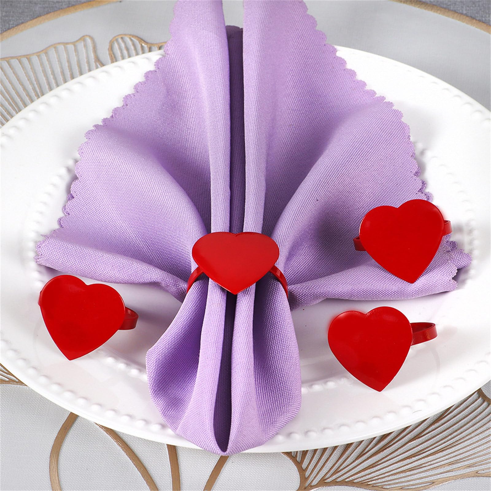 ZYDNANYANG Set di stoviglie per feste di San Valentino, 100 pezzi, piatti di carta a forma di cuore, per 25 ospiti, stoviglie per feste con amore, piatti di carta, tovaglioli per San