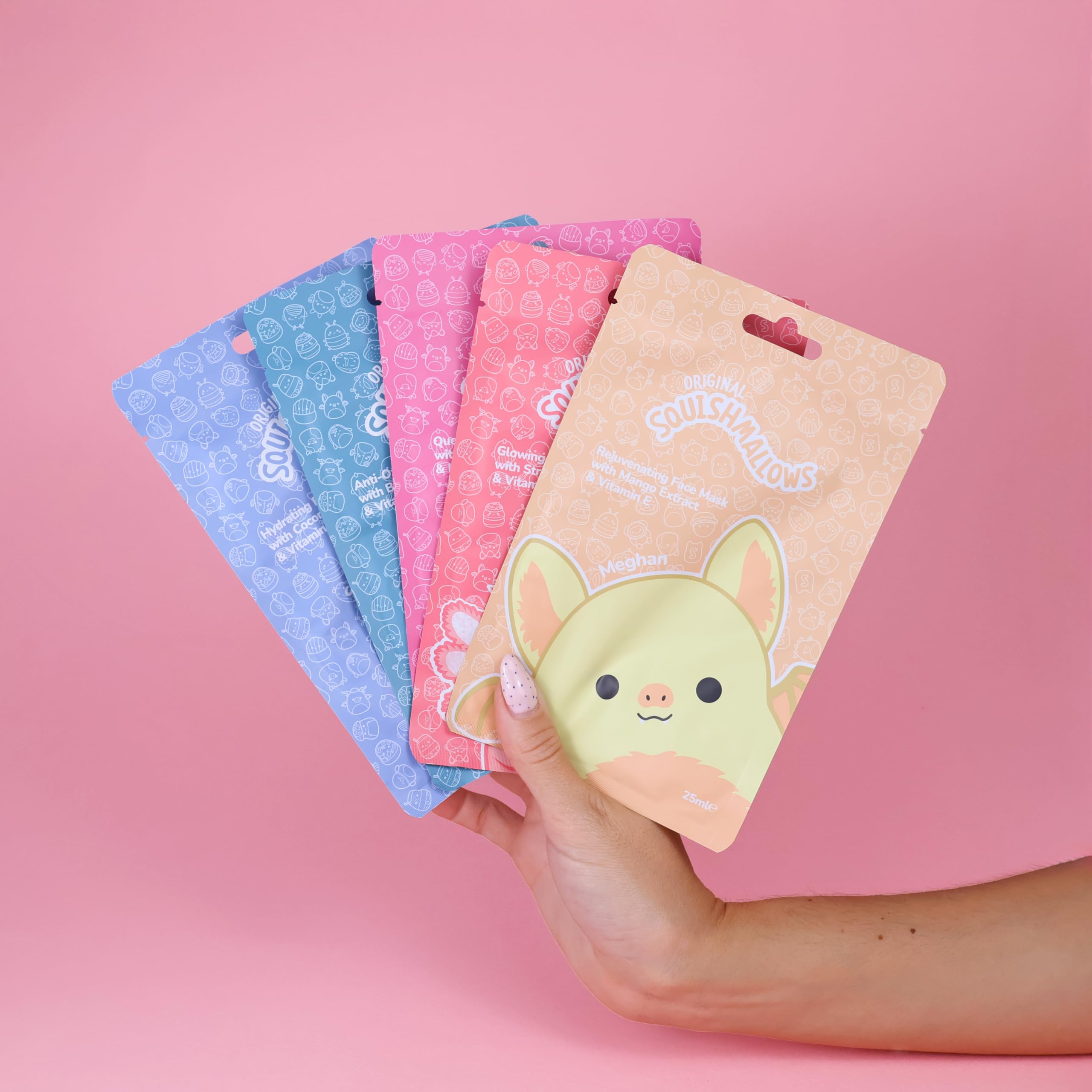 5-częściowy zestaw maseczek do twarzy Squishmallows - kokos, truskawka, mango, jagoda i arbuz, idealne na nocowanie dla dziewcząt lub zabawne piżamy.