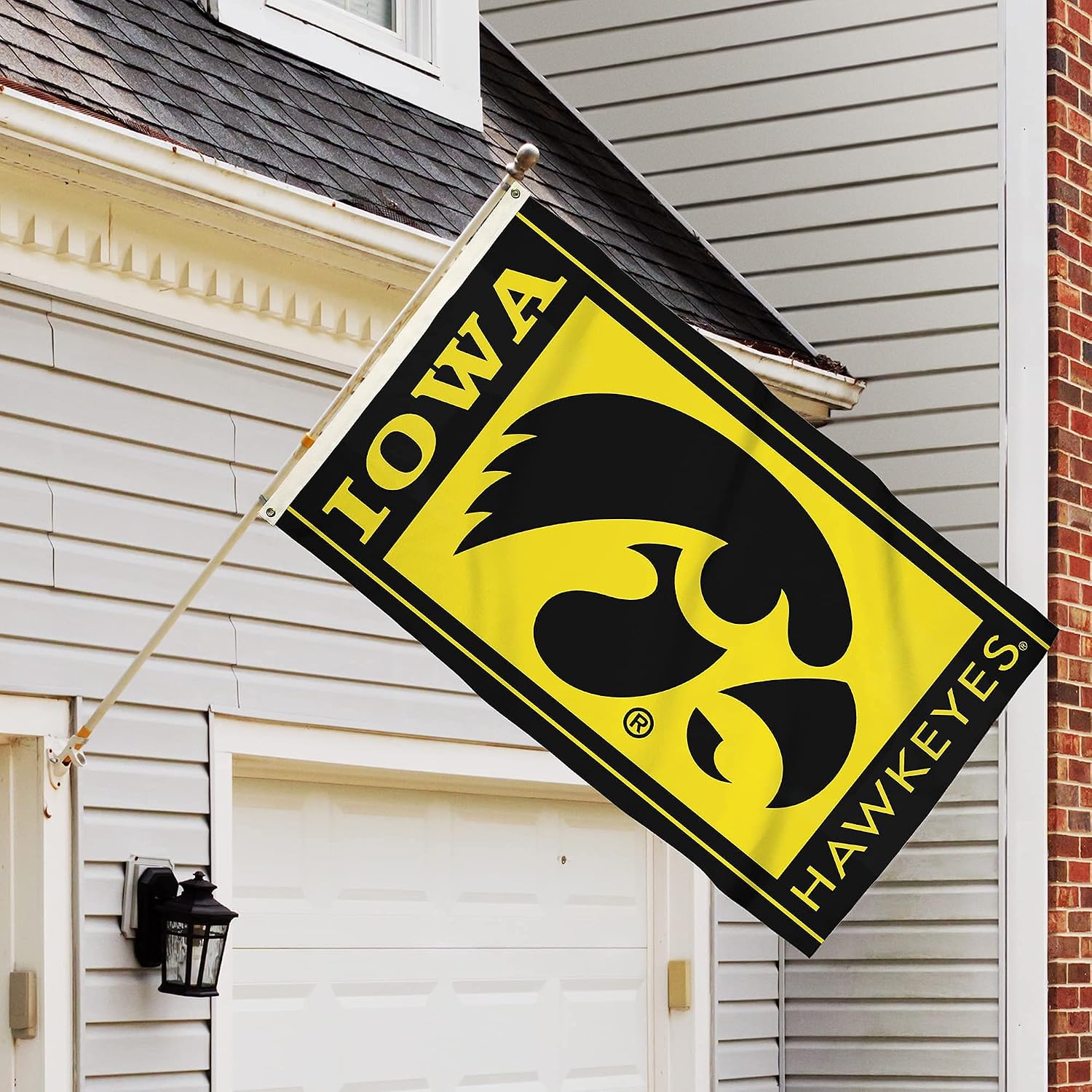 BSI PRODUCTS, INC. - Georgia Bulldogs 3’x5’ Flag with Heavy-Duty Brass Grommets - UGA Football, Basketball & Baseball Pride - High Durability - Designed for Indoor or Outdoor Use - Great Gift Idea