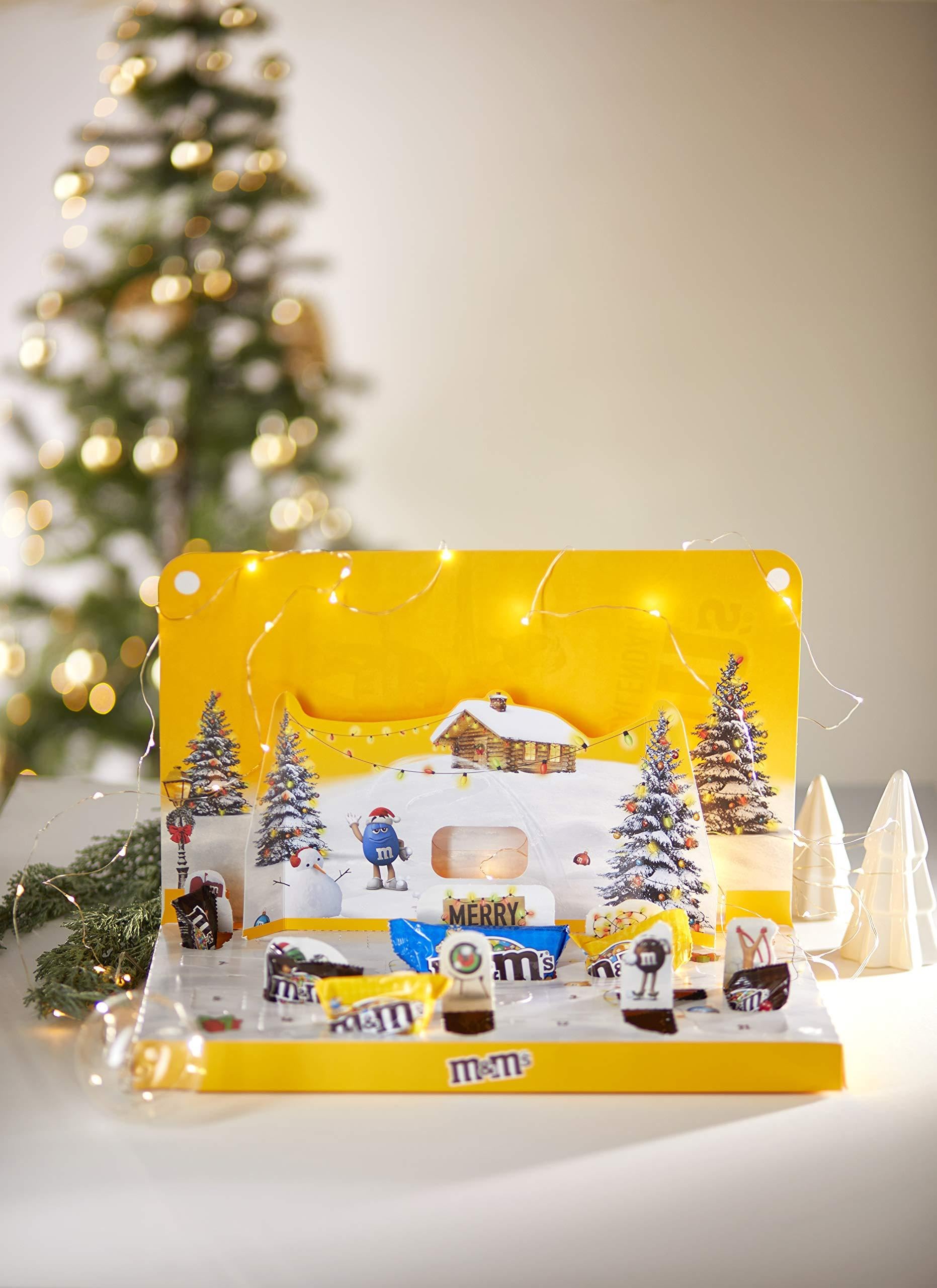M&M's Adventskalender, 3D Pop-Up Weihnachtskalender mit 24 Weihnachtsüberraschungen, Enthält die M&M's Klassiker Peanut, Chocolate und Crispy, Ideal zum Verschenken, Inhalt: 346 g