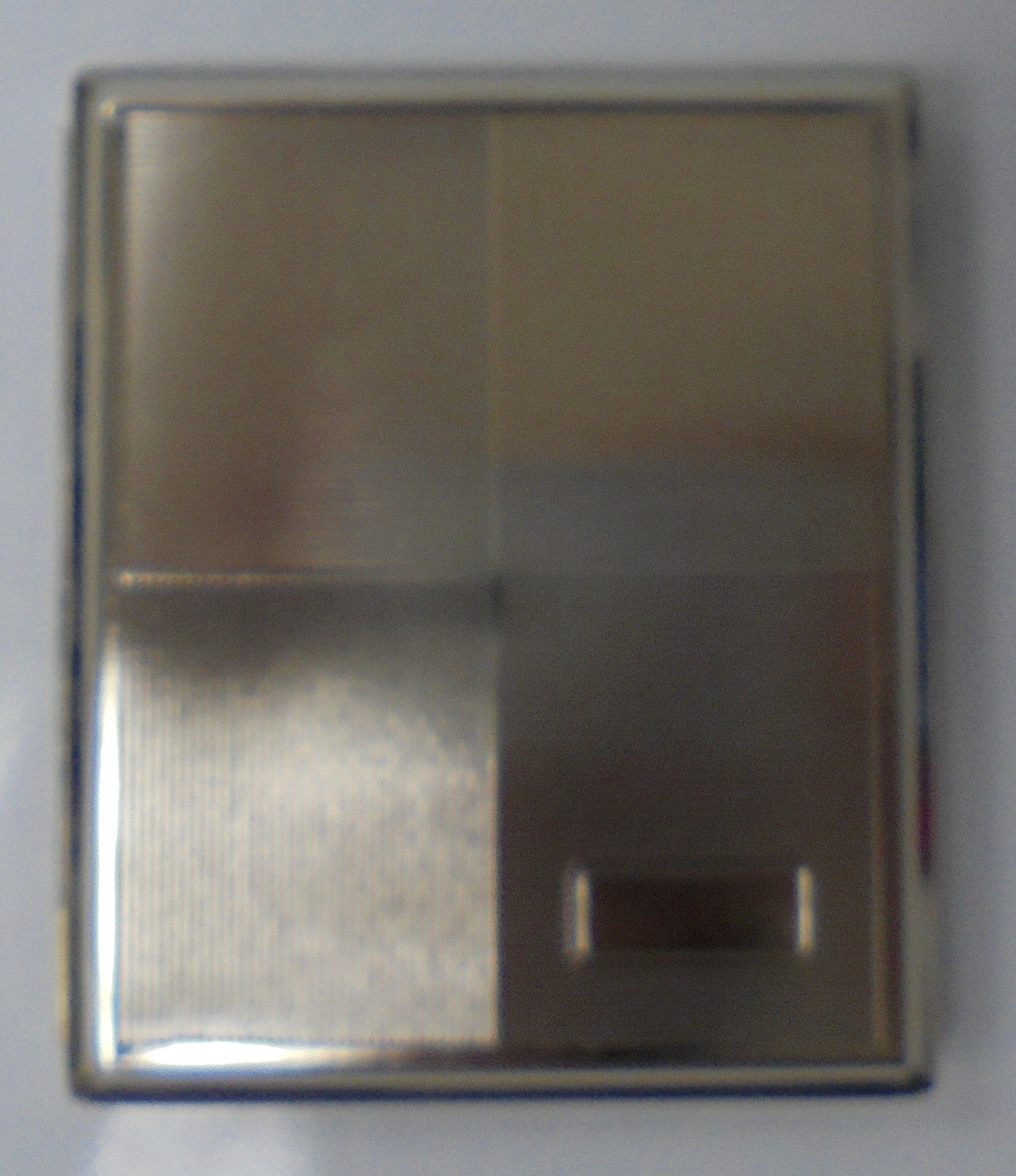 Amazon.com: High Shine Polish Cigarette Case. Fits King size. Holds 20  Cigarettes. 1 case per order. : Health & Household