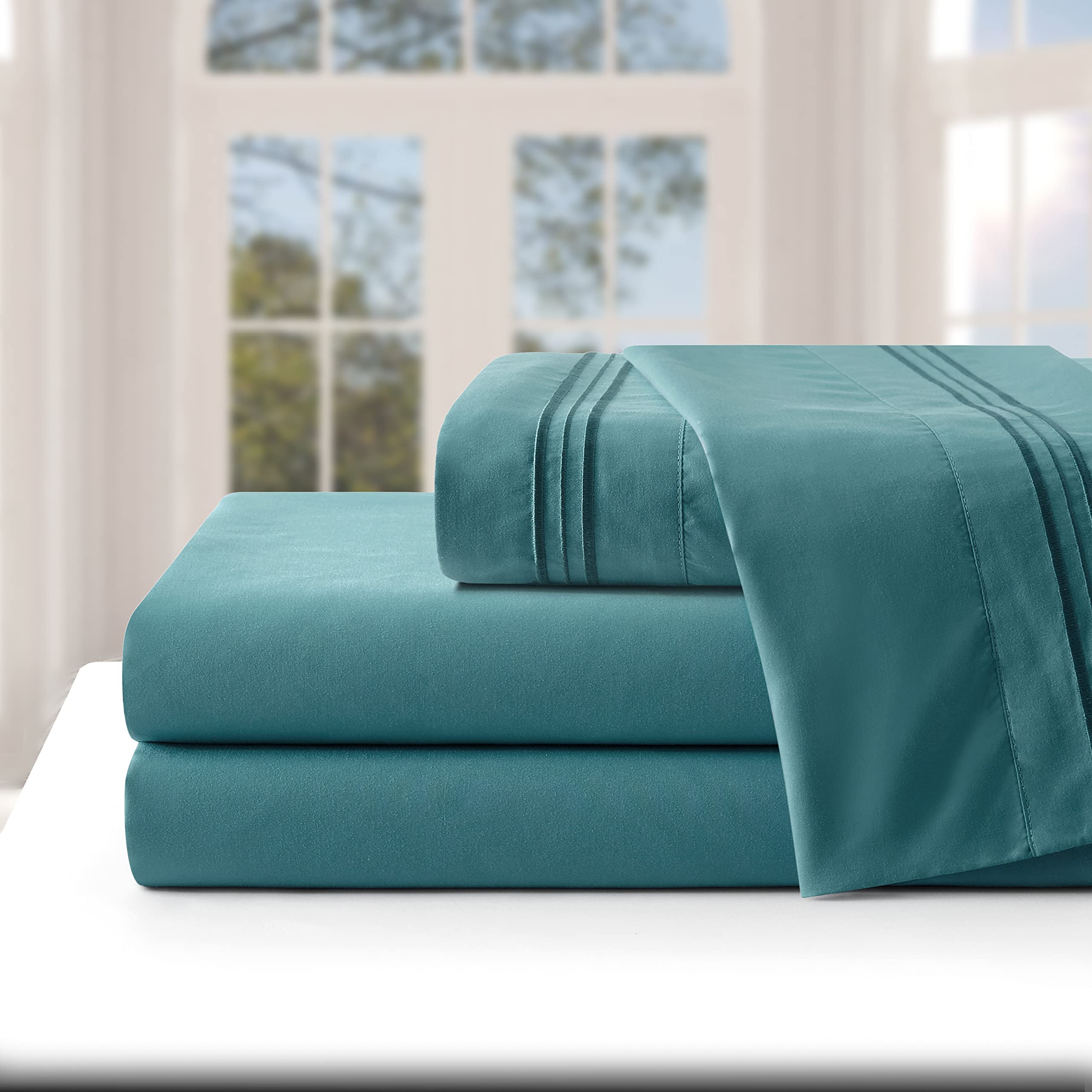 5 Pcs Sheet Set with Pleated Bed Skirt Vertical 3 Line Embroidered Matching Thread Extra Deep Pocket Fit