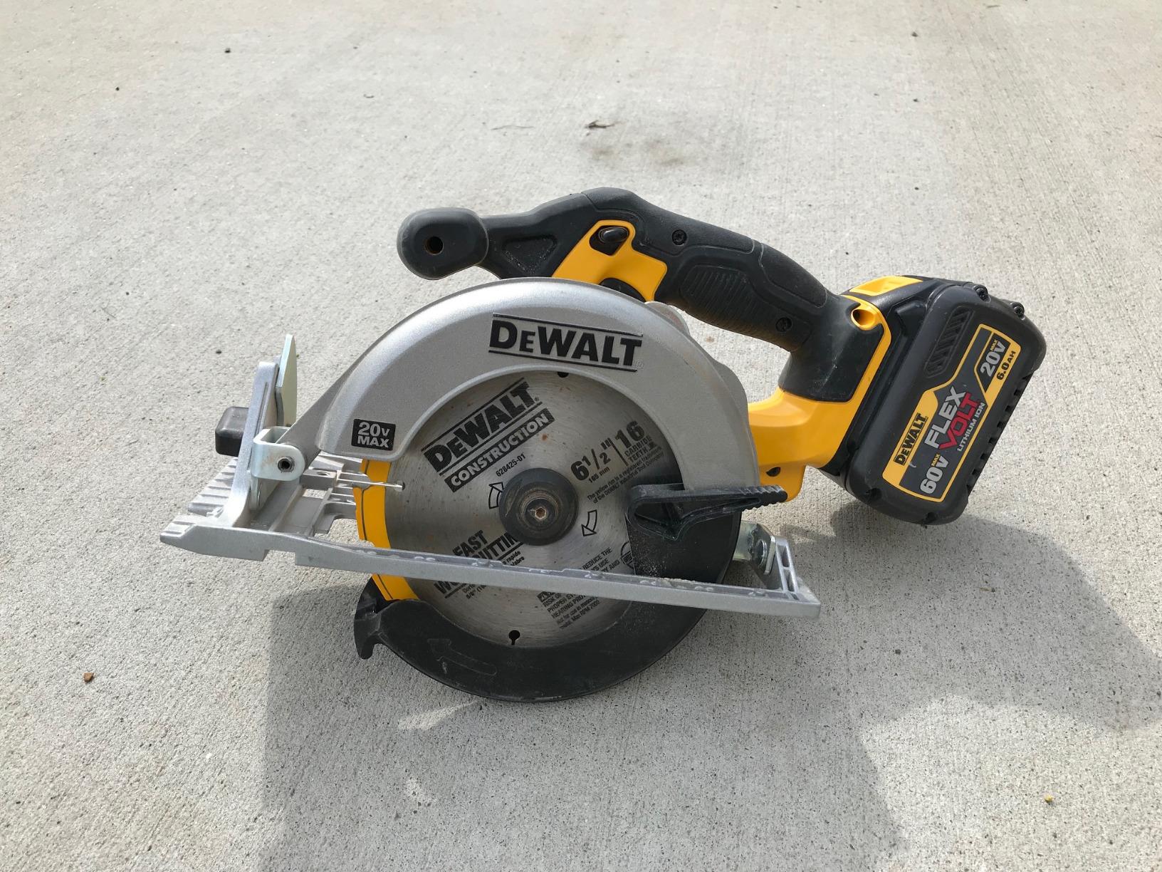 DeWalt FLEXVOLT circular saw cutting through thick dimensional lumber