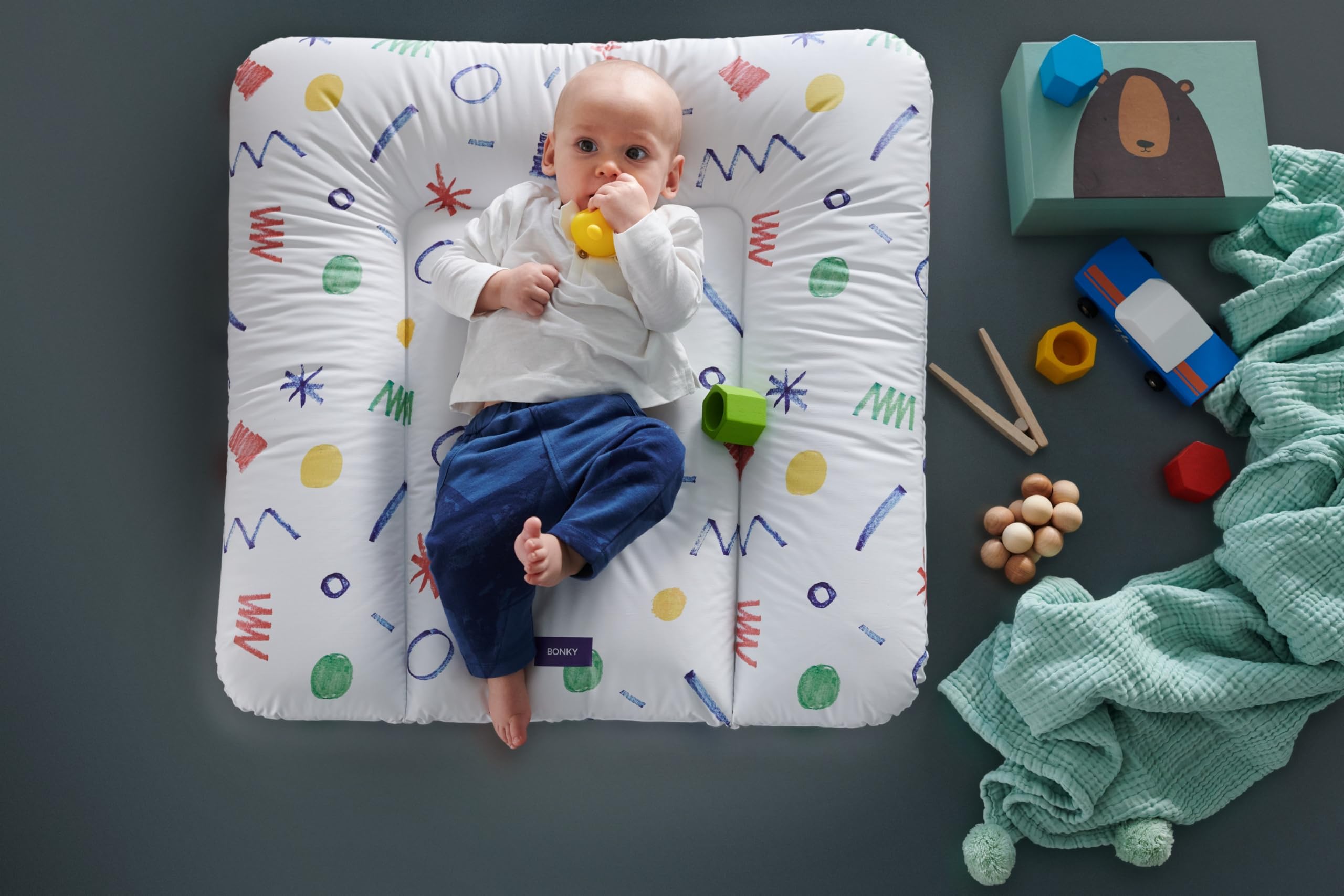 BONKY® Cambiador Bebe - Cambiador suave para bebés - Certificado Öko-Tex - Almohadilla cambiadora lavable para Ninos y Ninas - Impermeable - Mono 5A - 70 x 50 cm