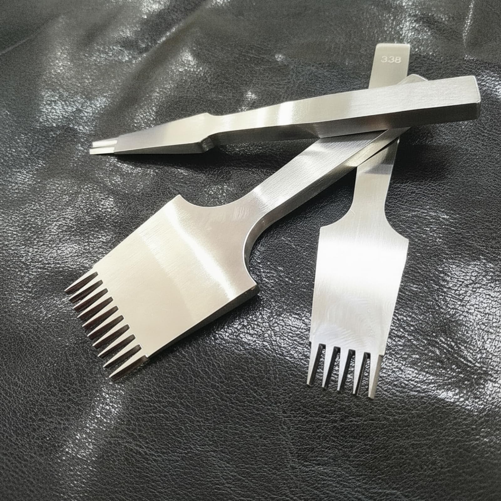 Punch Set Set Punteruolo Forchetta Alesatore Scalpello in Acciaio Inox Perforazione Precisa 338mm per Cuciture Pulite E Allineate Adatto a Artigiani Del Cuoio Fai da Te Riparazioni