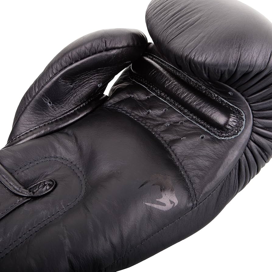 Amazon | Venum Giant 3.0 Boxing Gloves - Nappa Leather