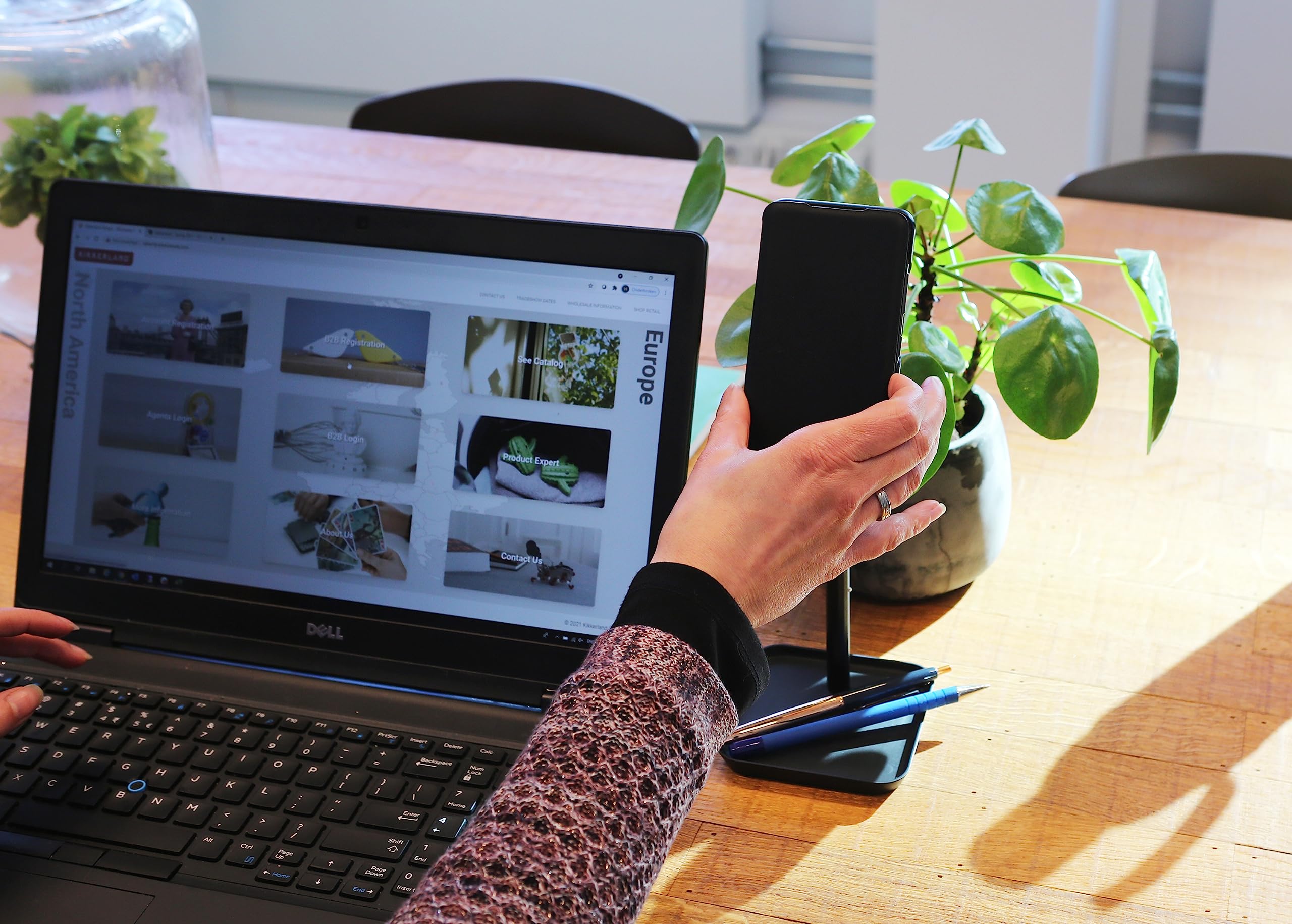 The Phone Stand - Black (US216-BK)