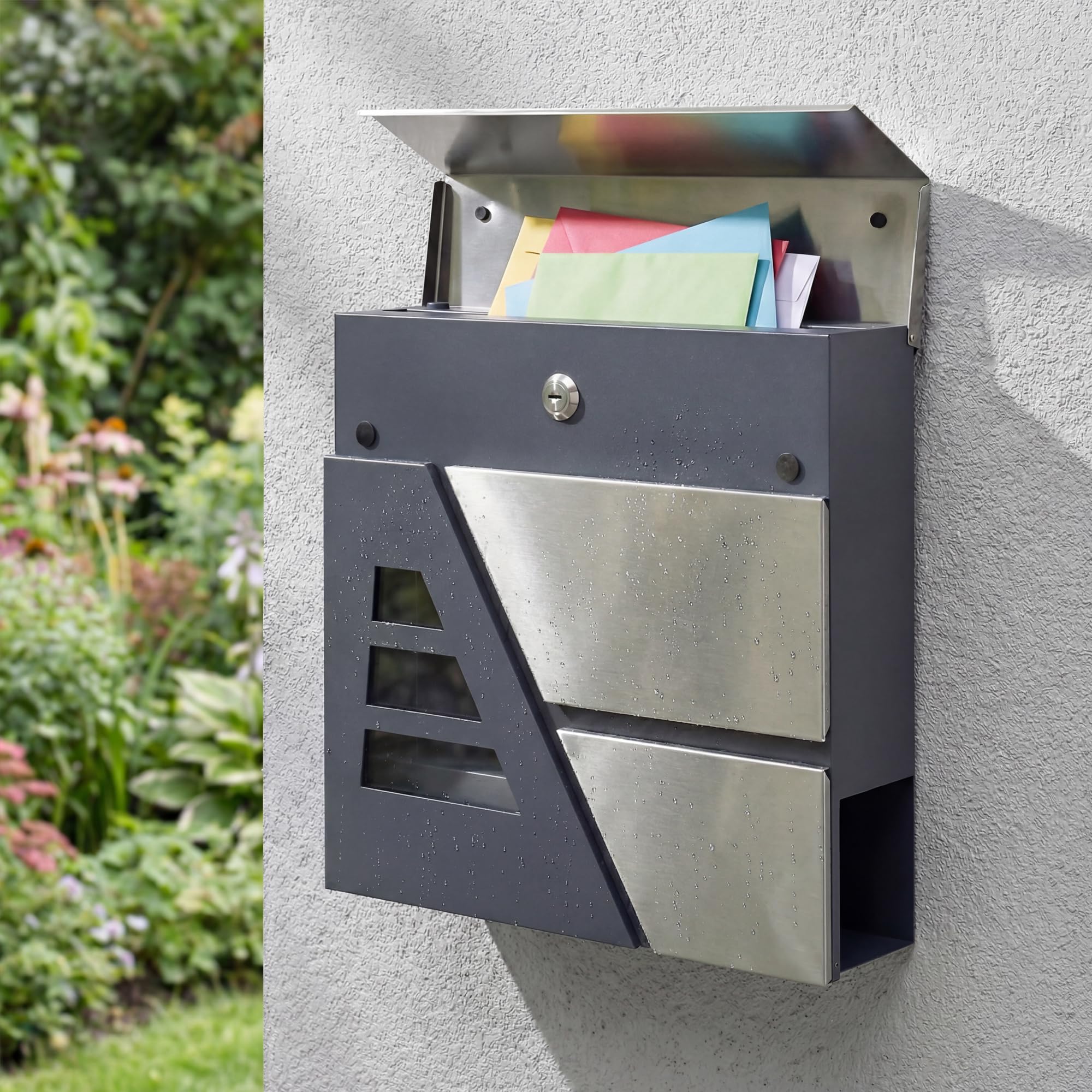 HOMCOM Buzón Exterior de Acero Inoxidable, 13 L, Buzón de Pared Correo con Cerradura y 2 Llaves, Cierre Silencioso, Tapa Antilluvia, Soporte para Periódicos, Moderno, Fácil de Instalar, Gris Oscuro