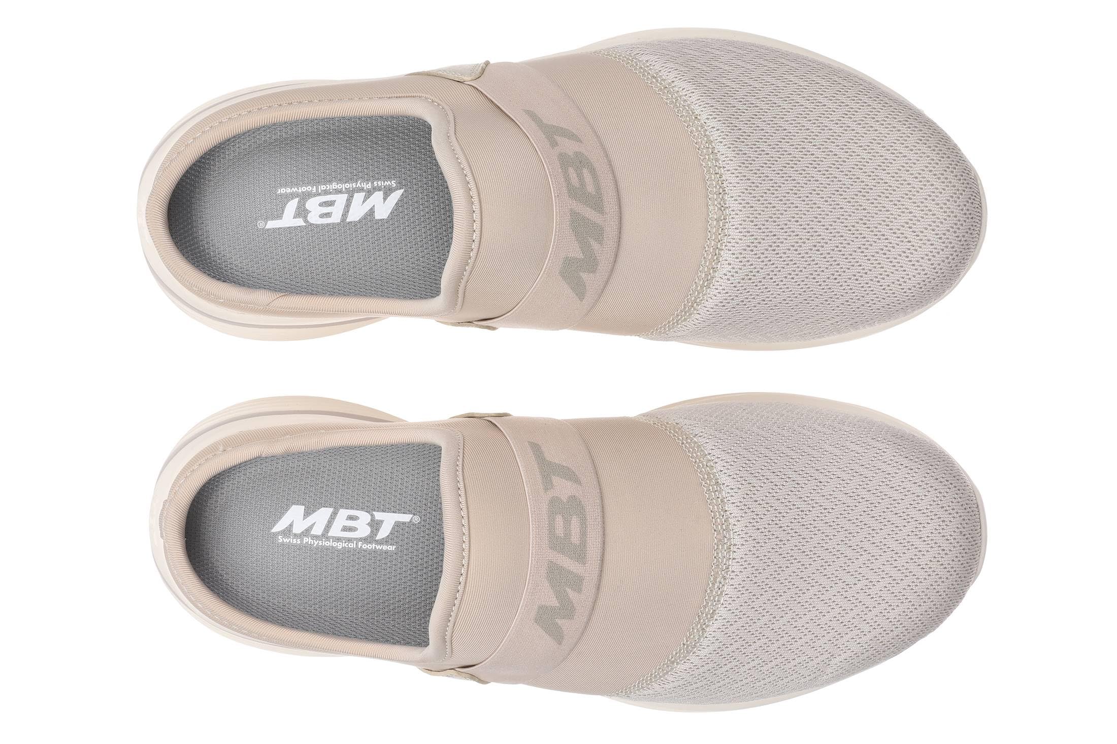 MBT Taka 4 Slip On Comoda Scarpa da Donna. Tessuto Traspirante e Facile da Indossare. Suola Rocker Modena per Una Camminata fluida, stabilità e minore Pressione articolare.