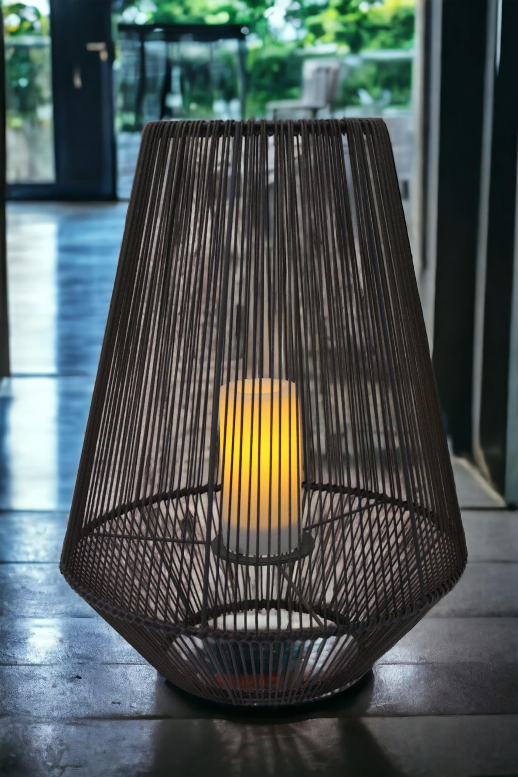 LED Solarleuchte Laterne mit Solar LED Kerze Rattan Optik Windlicht (51 x 37,5 cm)