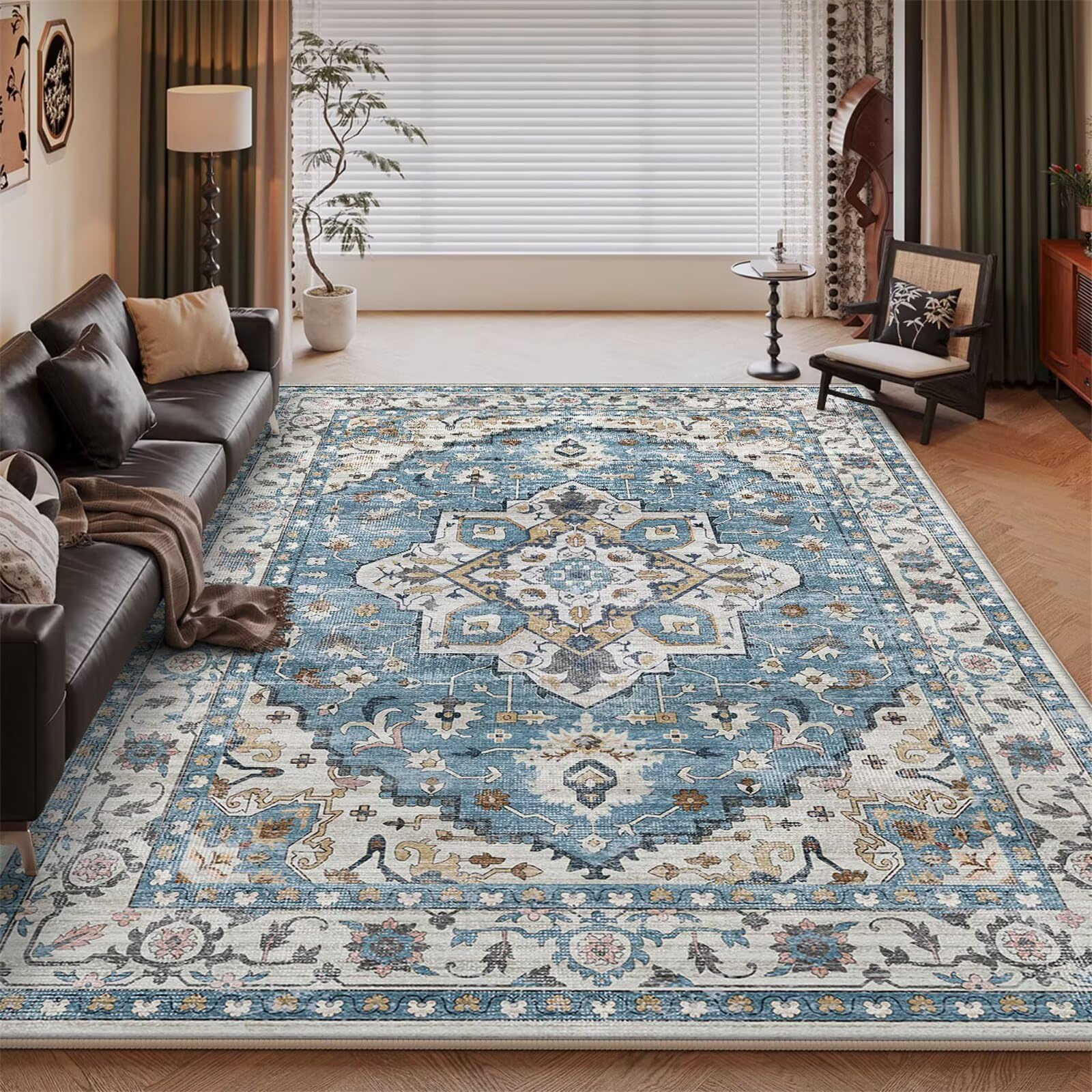Tapis anti glisse bleu pour chambre ado et chaise de bureau