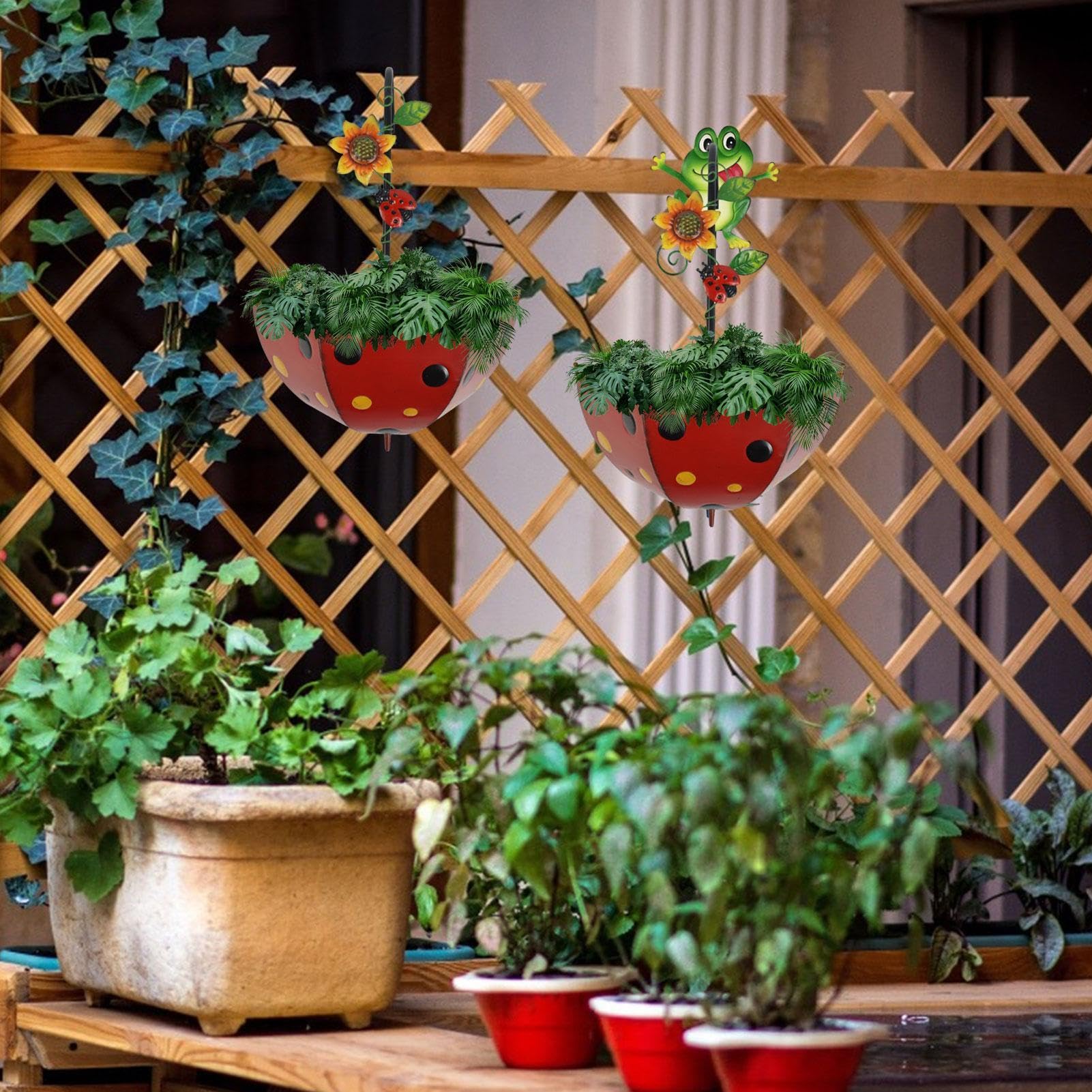 Regenschirm-Pflanzgefäß Aus Metall – Wandhängender Blumentopf In Bunten Farben Für Drinnen & Draußen