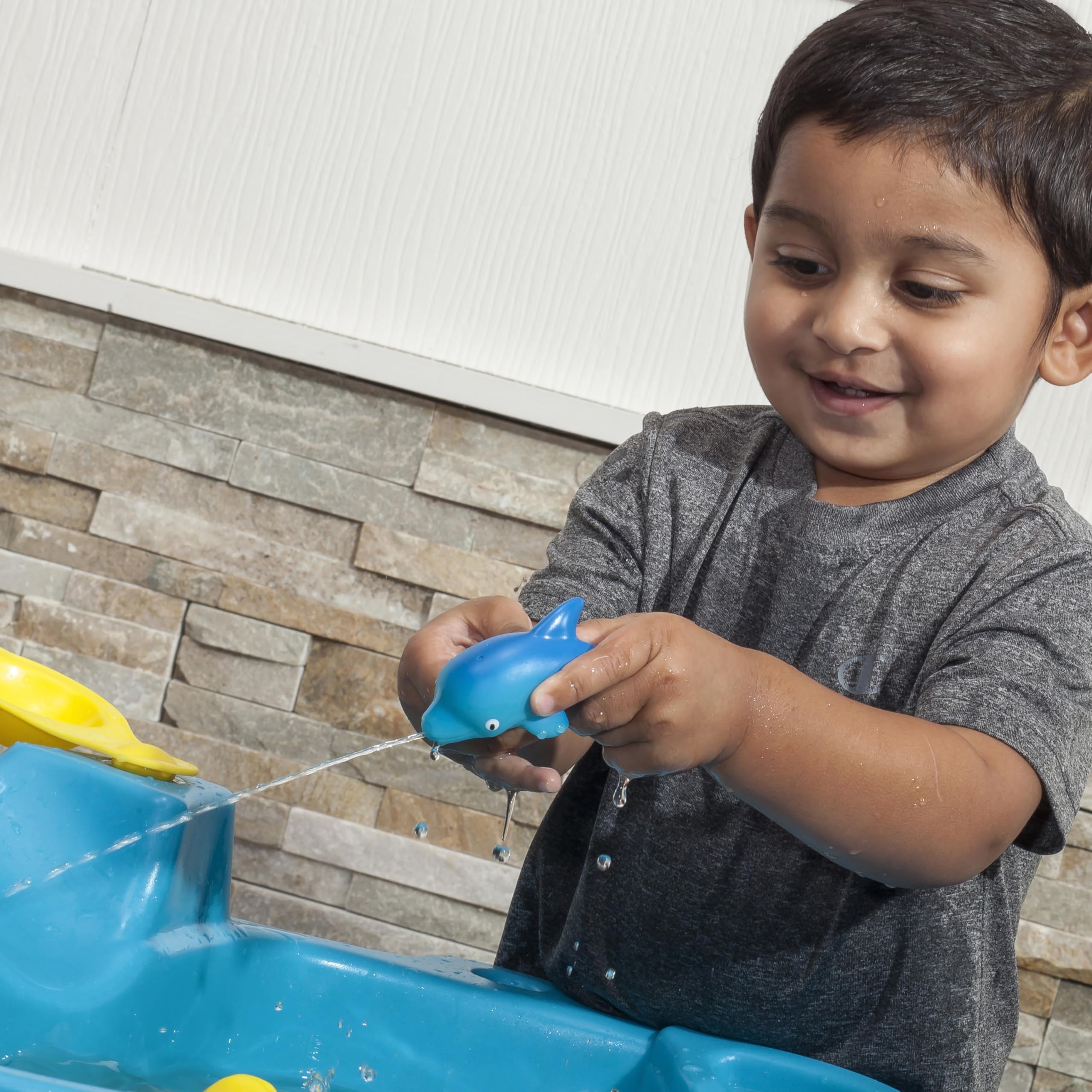 Step2 Spill & Splash Seaway Table d'eau pour Enfants | Table De Jeu Enfant À Eau avec Kit D'Accessoires De 11 Pièces | Table D'Activité/Jouet pour Le Jardin