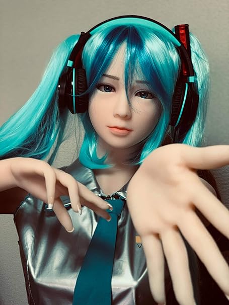 Amazon 160 初音ミク風 等身大 実物大フィギュア リアルマネキン ポージング自由自在 アニメ コスプレ 店頭 イベント フィギュア本体の他 写真のヘッドフォン スタンド以外のウィッグ 衣装 小物を含む フィギュア ドール 通販