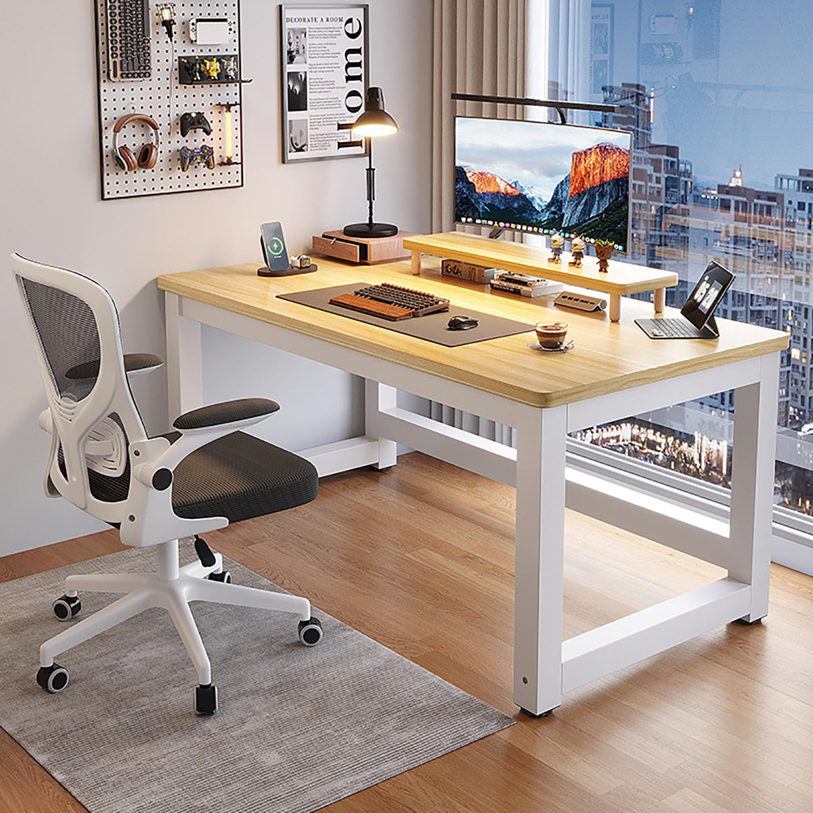 Bureau d'ordinateur compact pour optimiser votre espace d'étude