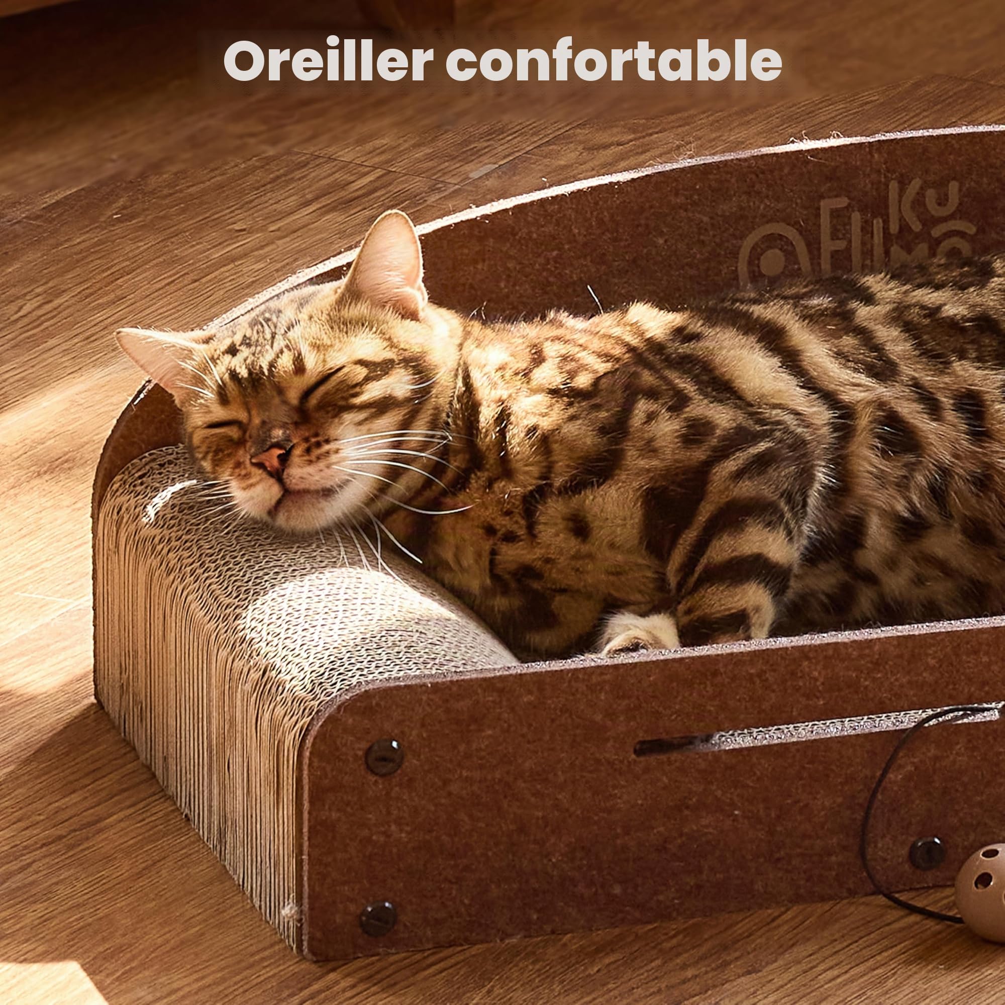 FUKUMARU Grattoir pour Chat de 66 cm en Carton Durable, Grande Chaise Longue, Meubles pour Chat, 2 Griffoirs Réversibles pour Chats d'Intérieur, Lit Recyclable en Carton avec Balle Cloche
