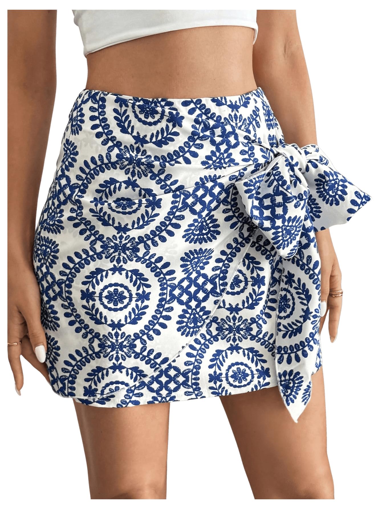 Photo 1 of WDIRARA Women's Allover Print Knot Side High Waist Wrap Skirt Zipper Back Boho Mini Skirt Blue White Small