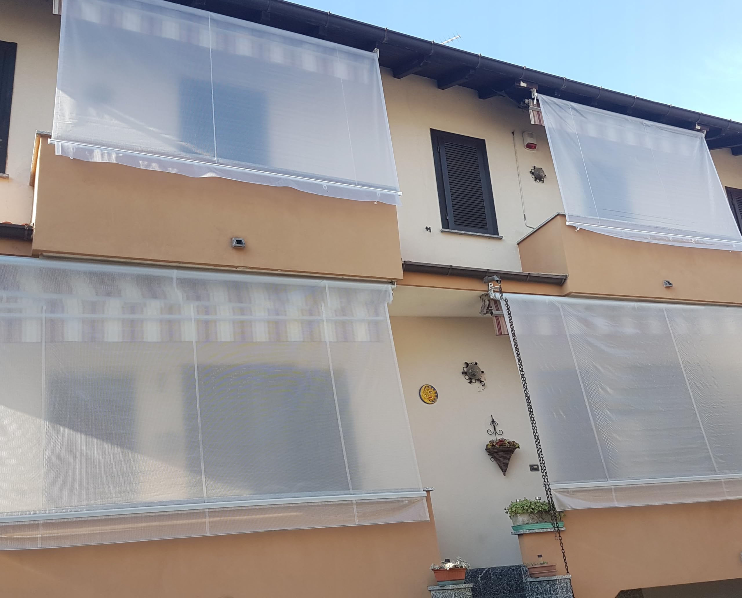 Cimmino Tenda Antipioggia in PVC retinato Semitrasparente. Made in Italy