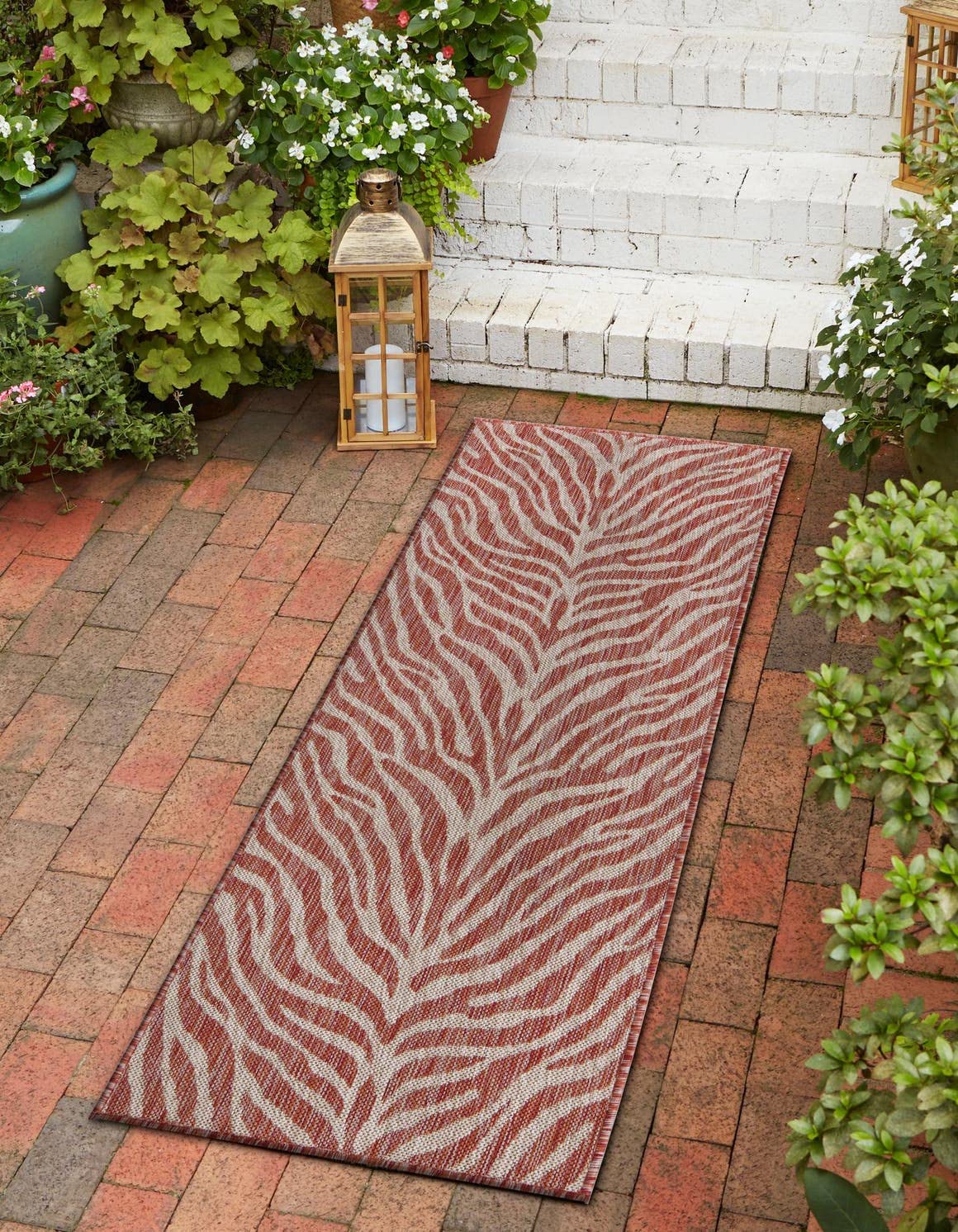 Unique Loom Outdoor Safari Collection Area Rug - Tsavo (2' 11" x 10' Runner, Rust Red/ Ivory)