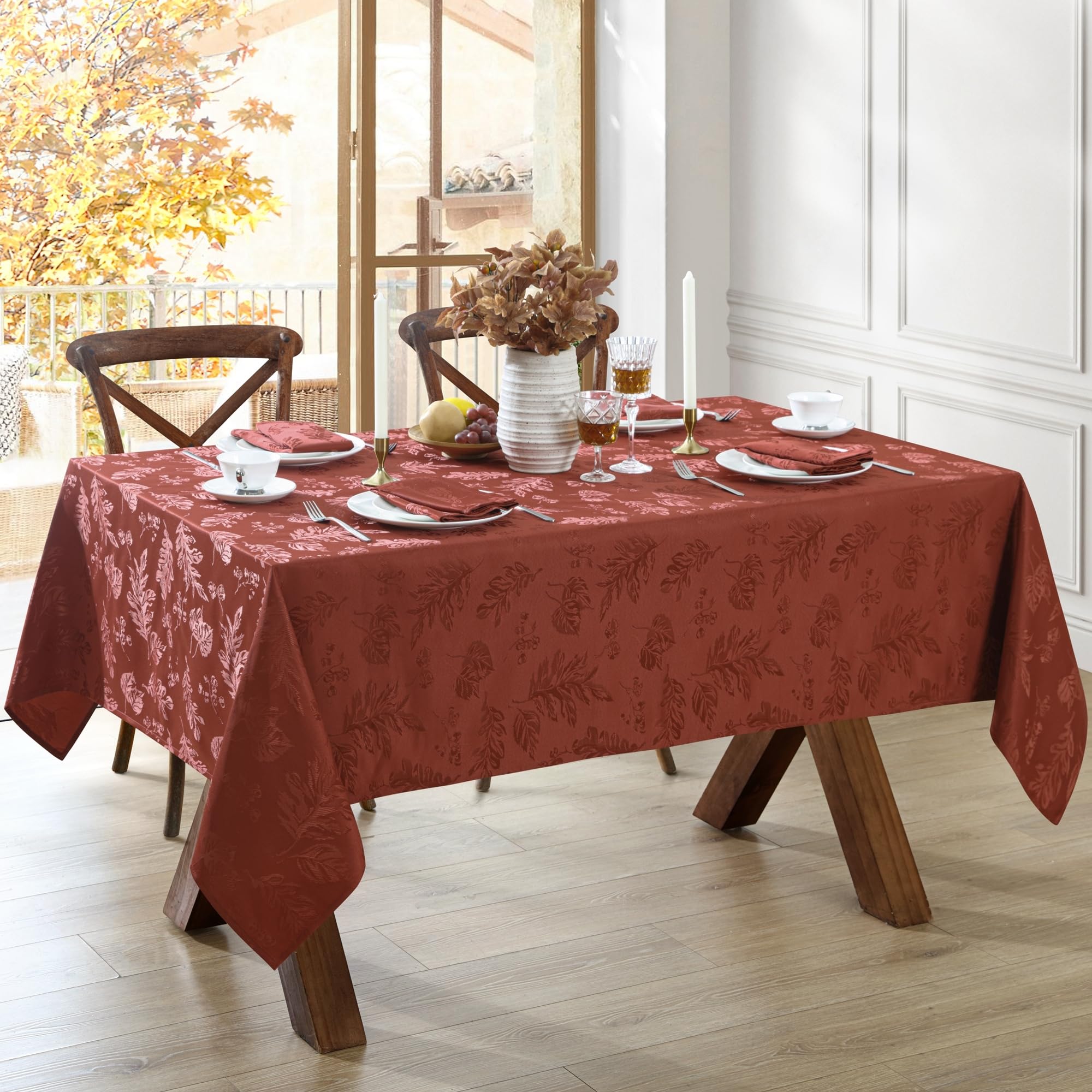 Tovaglia Di Natale In Vinile Con Renna Rossa E Retro In Flanella. Impermeabile, Antiscivolo E Si Pulisce Con Un Colpo Di Spugna. Perfetta Per Le Cene In Famiglia Senza Pensieri! 60x120 Cm Rettangolare. - 3