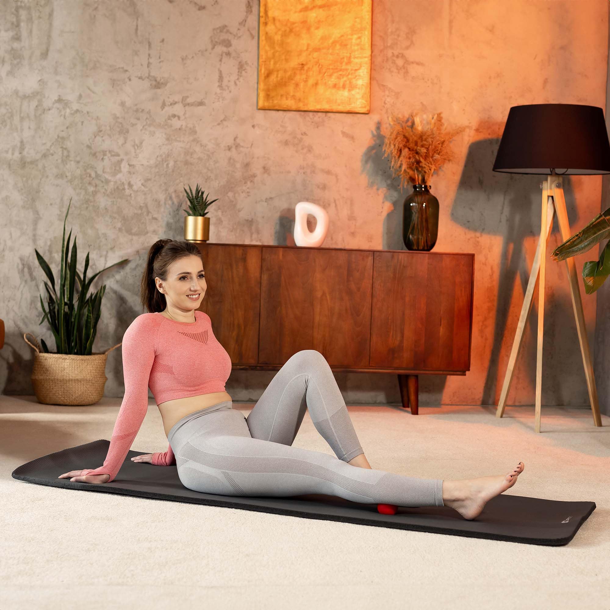 HOP-SPORT® Tapis de Fitness antidérapant 190 x 60 x 2 cm, Tapis Pilates Yoga et Gymnastique avec Sangle de TranSPORT en Mousse NBR pour Entraînement à la Maison, Doux pour la Peau