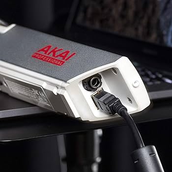 新品　未開封未使用AKAI EWI5000 WHITE4点セット ☆新品☆AKAI EWI5000 WHITE4点セット
