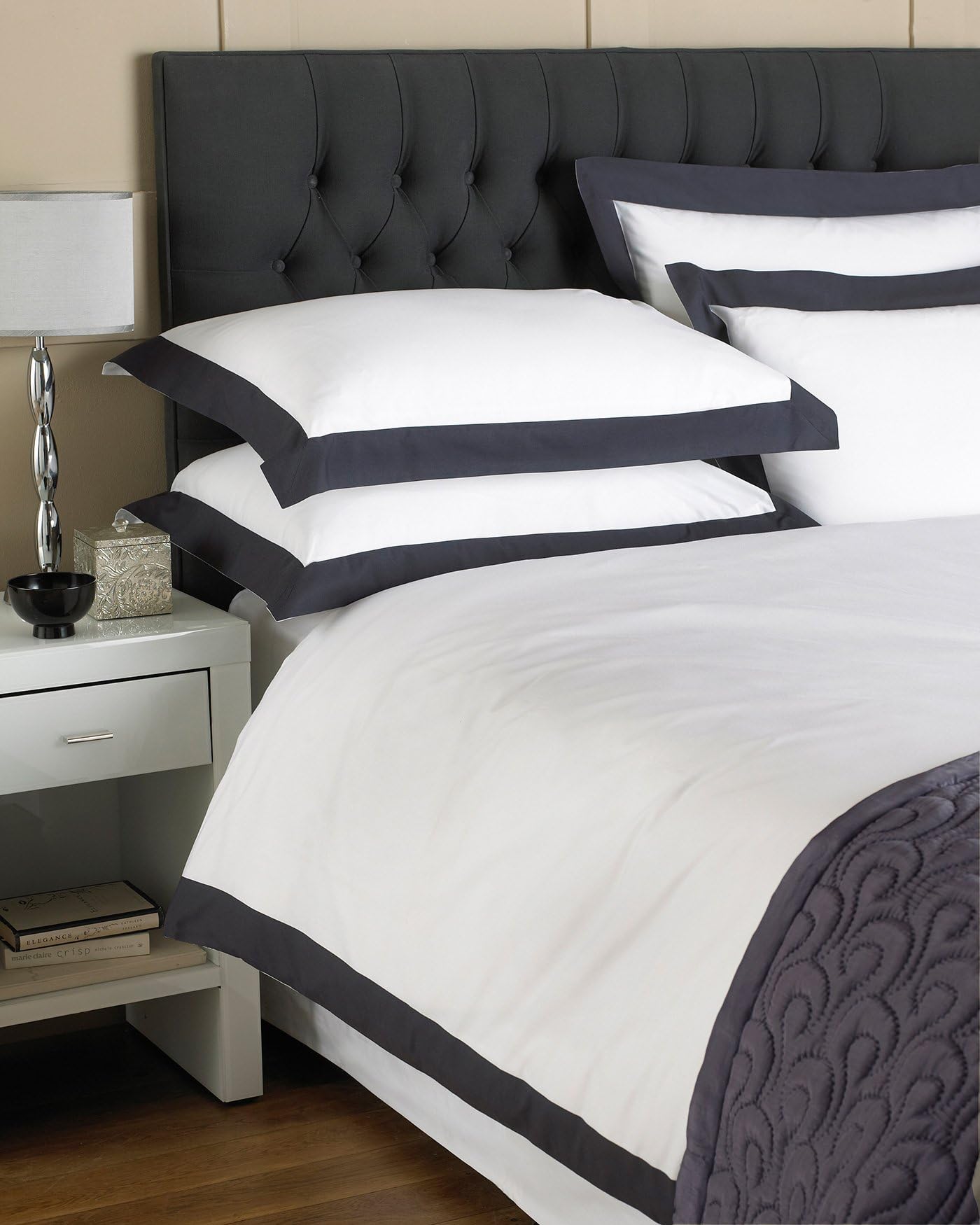 Riva Paoletti Harvard 200 Thread Count Percale Quilt Duvet Cover Bed Set Bedding, 100 Percent Cotton, White/Navy Blue, Double