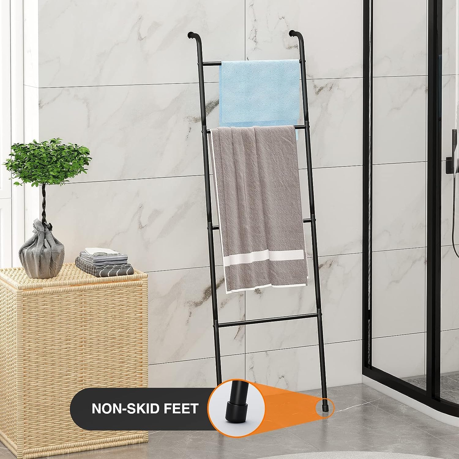 Toallero de pie Soporte de Suelo Toallero De 4 Niveles, Soporte Escalera Para Manta, Metal Inclinado Para Pared, Estante Para Sala Estar, Baño, Piscina Al Aire Libre Estilo Industrial Minimalista