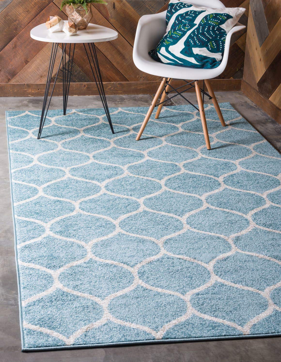 Trellis Frieze Collection Area Rug - Rounded (4' 1" x 6' 1", Light Blue/ Ivory)