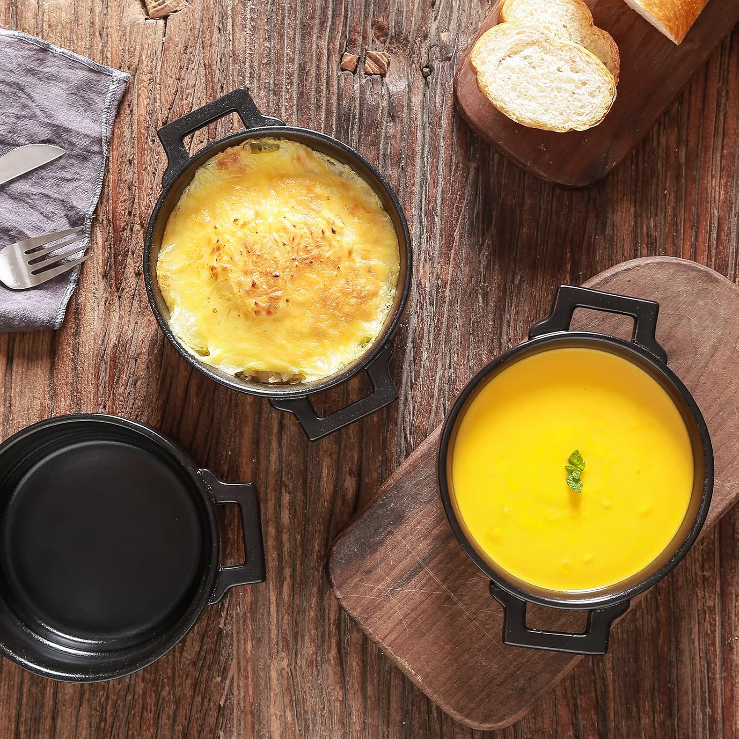  | vicrays Ceramic Soup Bowls with Handles, 24 Oz Porcelain Soup Crocks for French Onion Soup, Cereal, Beef Stew, Chill, Pasta, Pot Pies, Microwave and Oven Safe, Set of 4 (Black): Soup Bowls