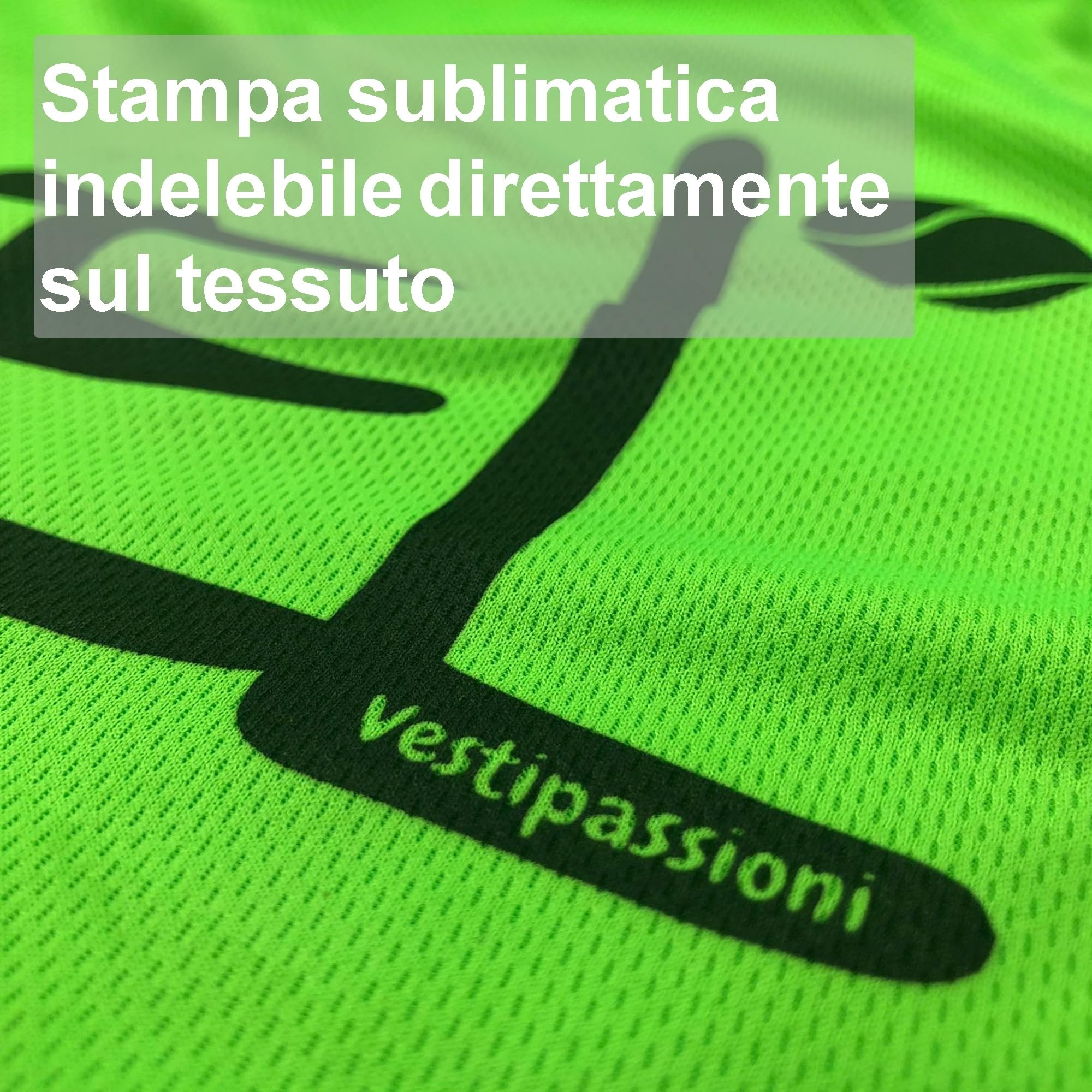 Completo Padel Uomo Personalizzabile Traspirante composto da Maglia e Pantaloncini Con Tasche, Abbigliamento Padel Made In Italy