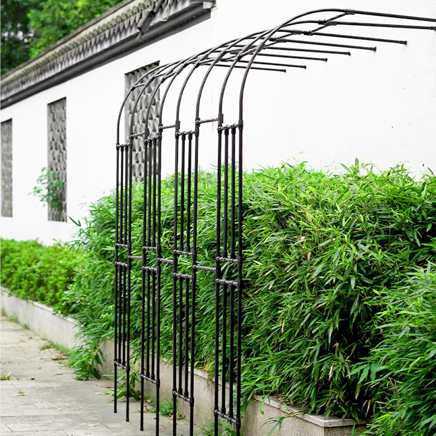 Large Metal Half Side Garden Arch, Half Rose Arch, Easy to Install, Garden Archway for Climbing Plants, for Indoor/Outdoor/Garden Lawn/Wedding(Black,0.6x2.4x0.4m)