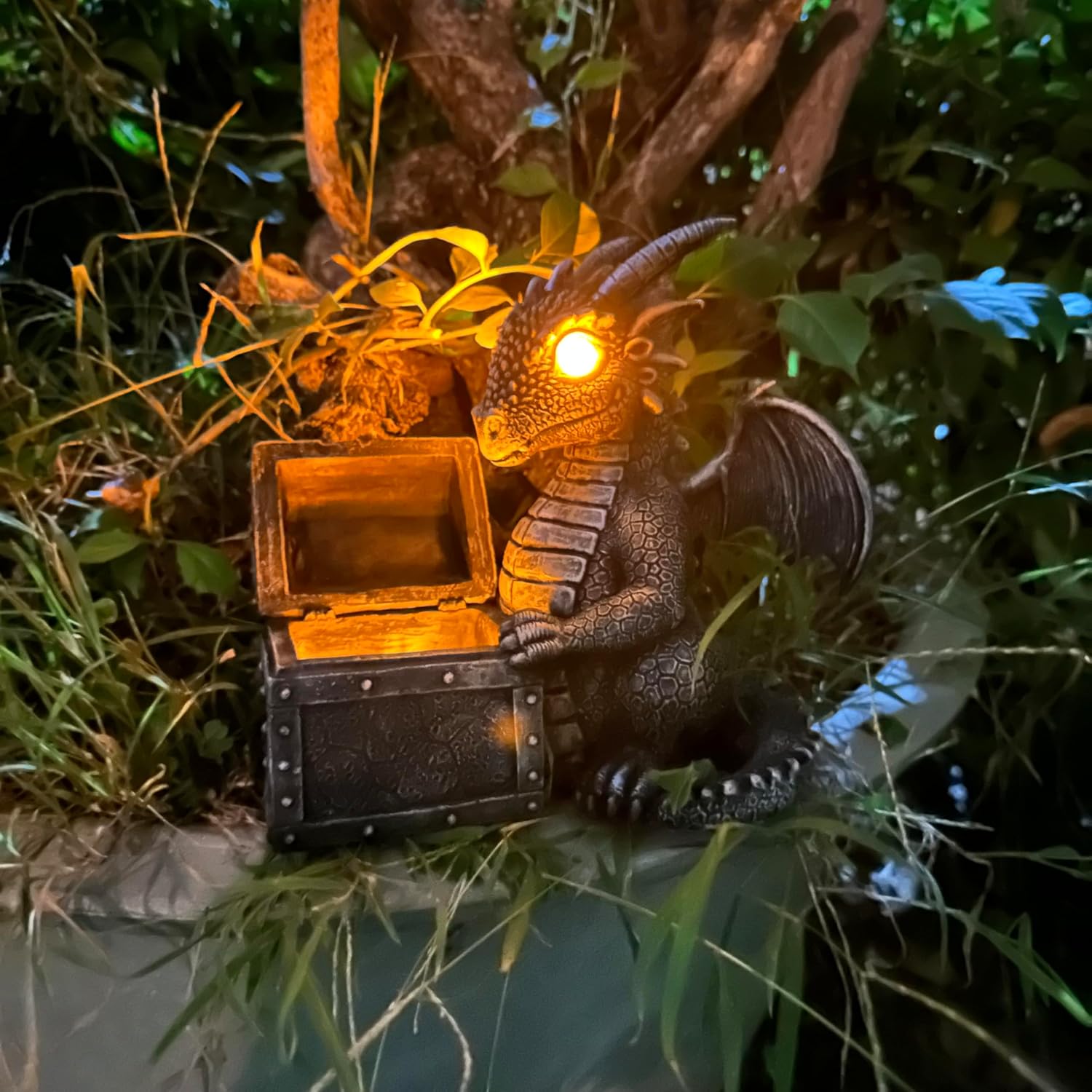 Garden Dragon Statue Solar Powered Outdoor Figurine Light Decor Cute and Hold Glowing Treasure Chest Resin Sculpture Home Decoration for Porch Patio Lawn Farm Yard Housewarming Ornament Gift - Image 5