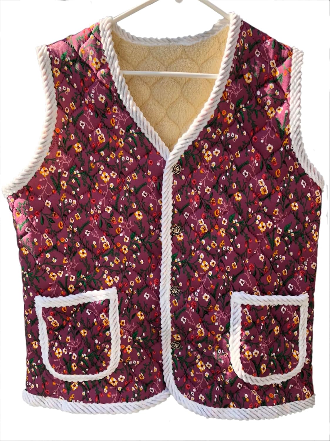 Korean Fashion, Kimchi Kimjang vest, Retro Granma fashion, Korean wannabe MZ fashion, Popular K fashion vest, Korean Winter, Halme, Floral patten with red,pink,blue,purple,grey. (Random)
