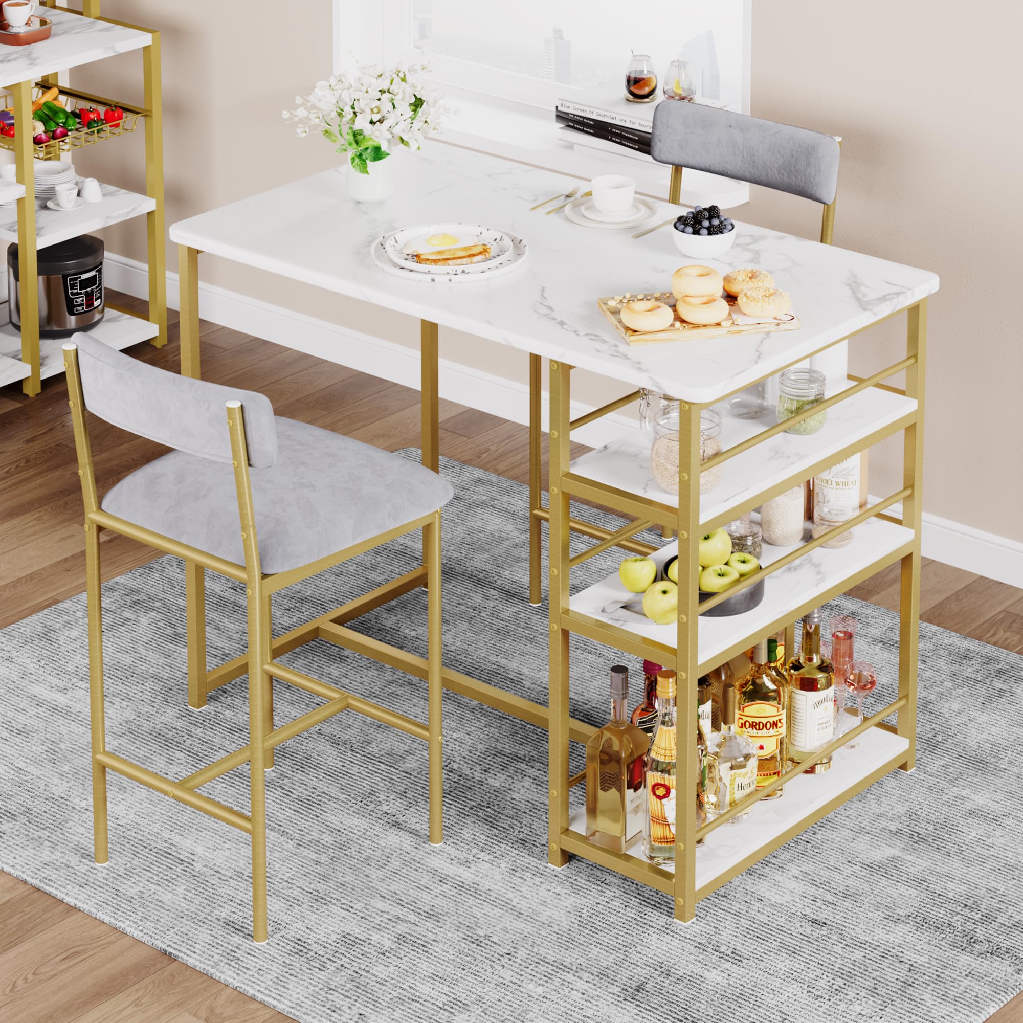 Litake Bartisch Set 3-Teilig, Stehtisch Esstisch mit 2 Gepolsterten Stühlen & 3 Ablagen Küchentisch Klein Thekentisch Barhocker Essgruppe 2 Personen mit goldenem Metallrahmen, Goldweiß-Samtgrau